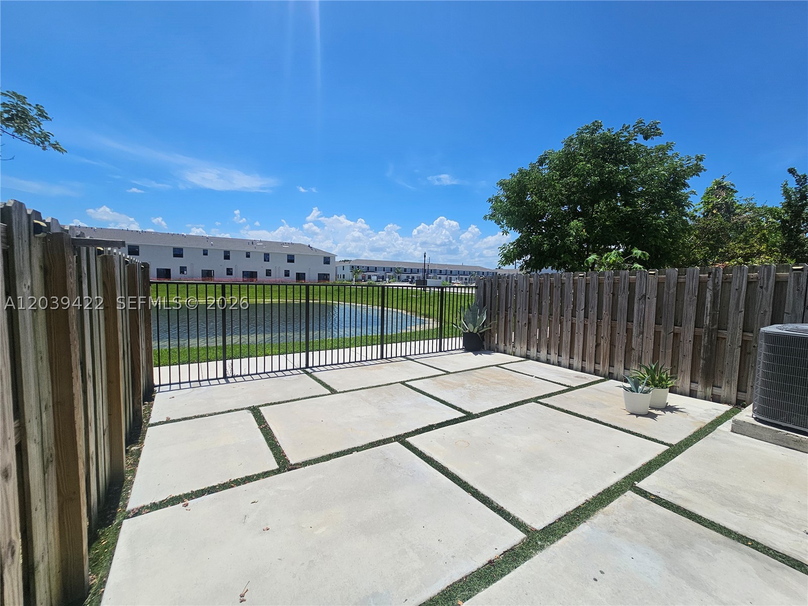 1473 Ne 5th Ave 1473 Property Photo 46
