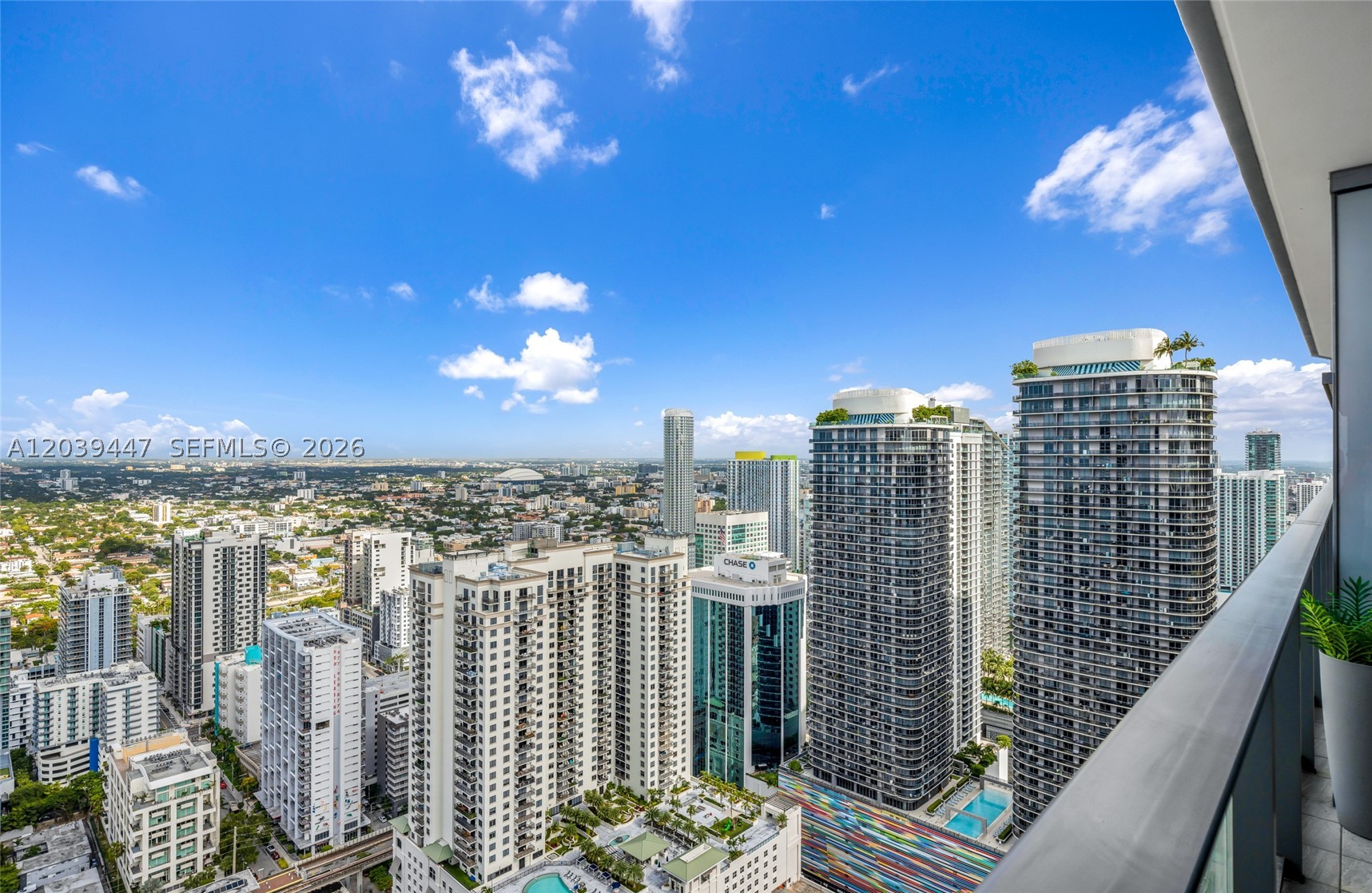1000 Brickell Plz 4704 Property Photo 16