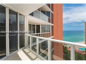 19333 Collins Ave 1109 Property Photo 27