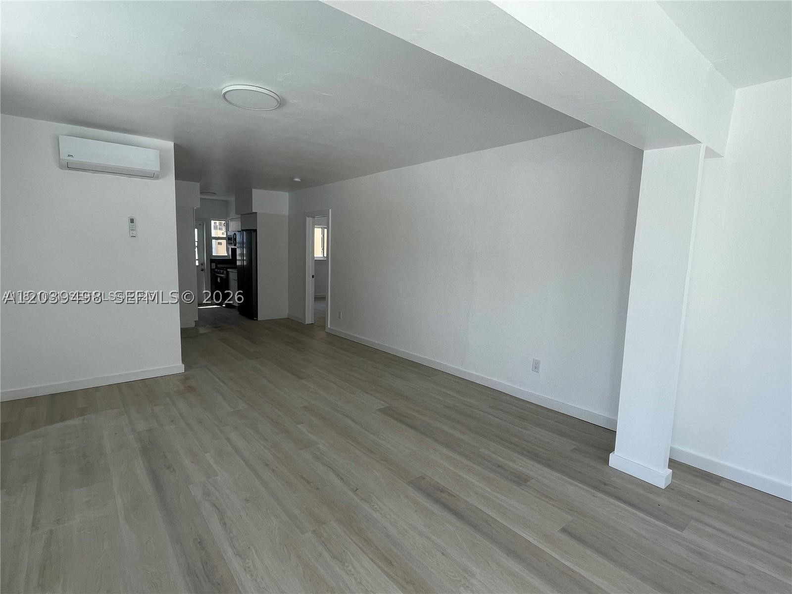 2120 Biarritz Dr Property Photo 7