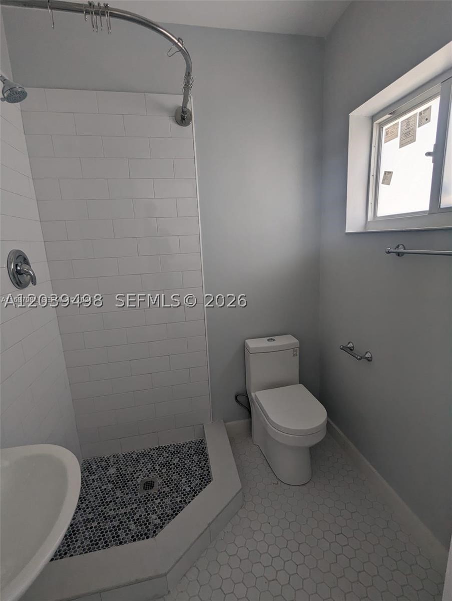 2120 Biarritz Dr Property Photo 25