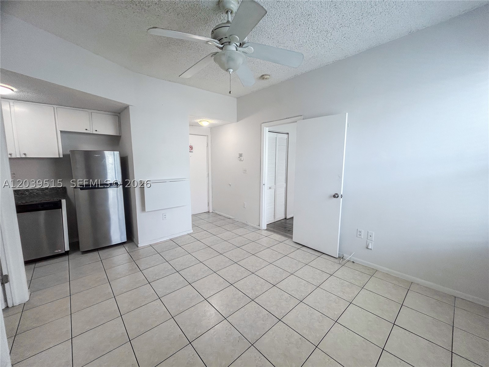 1218 Drexel Ave 204 Property Photo 3
