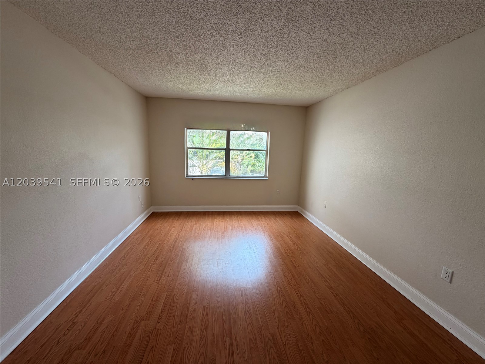 4205 N University Dr 309 Property Photo 12