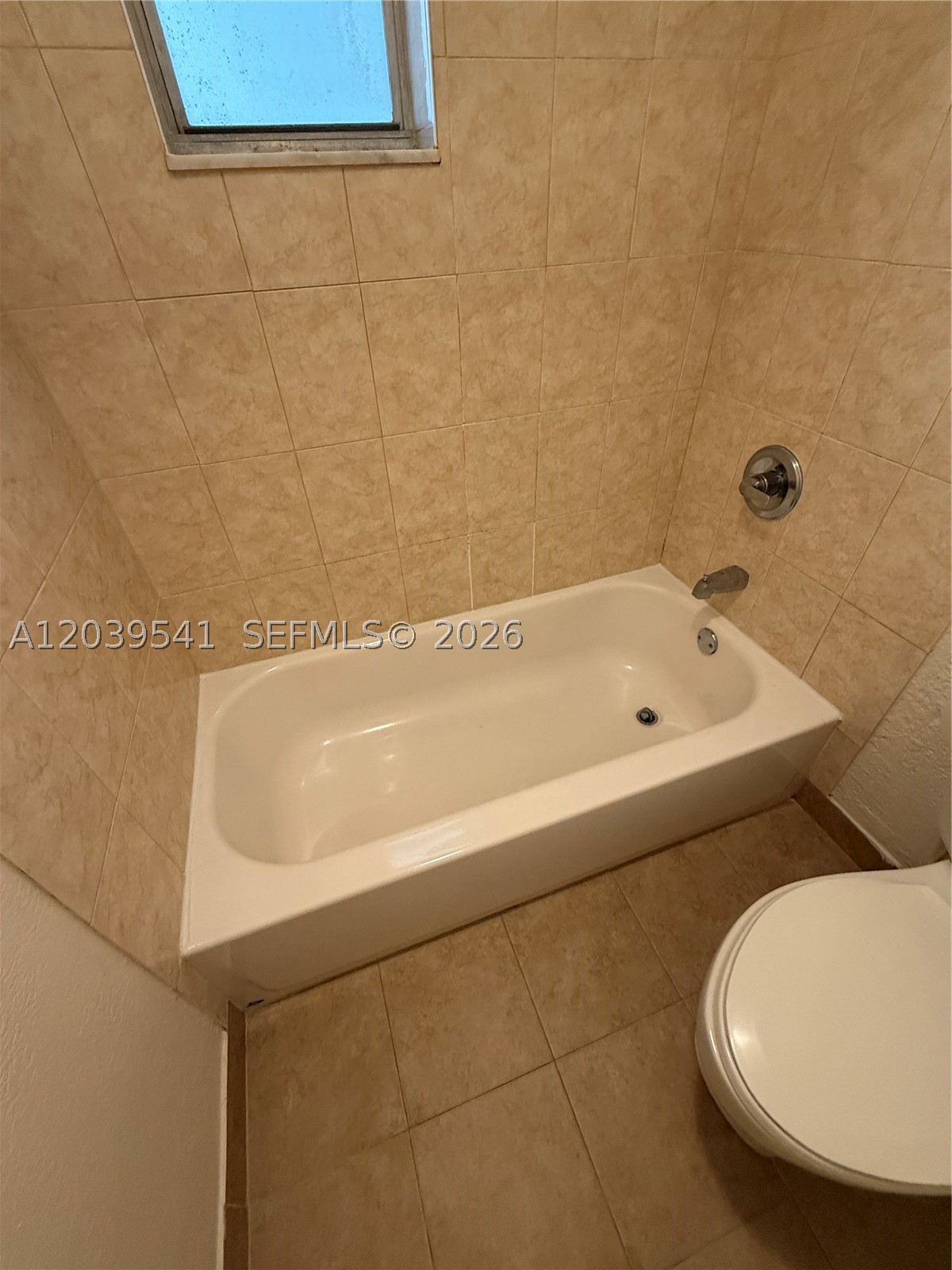 4205 N University Dr 309 Property Photo 16