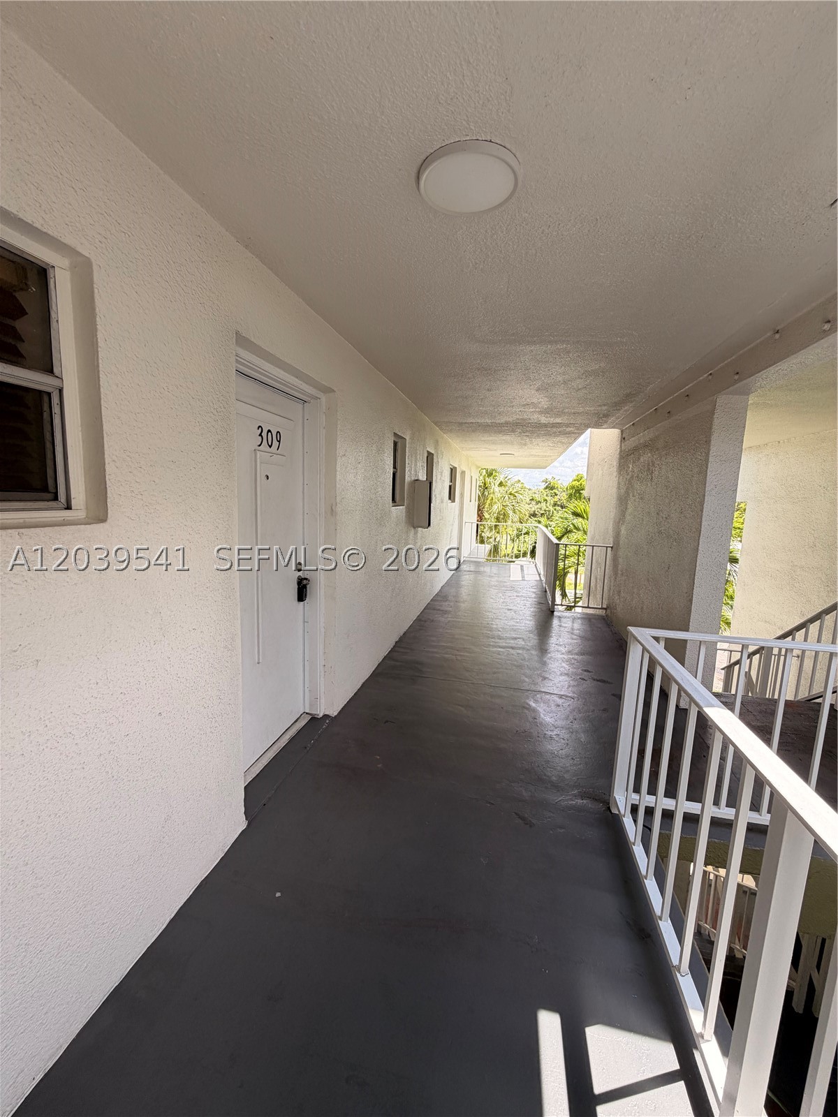 4205 N University Dr 309 Property Photo 25