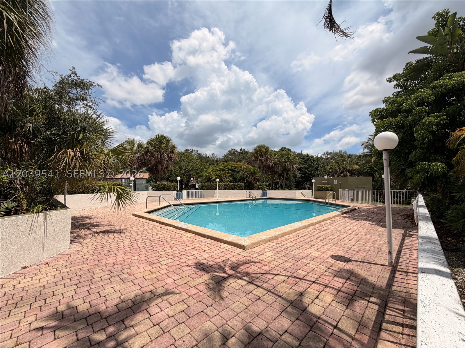 4205 N University Dr 309 Property Photo 29