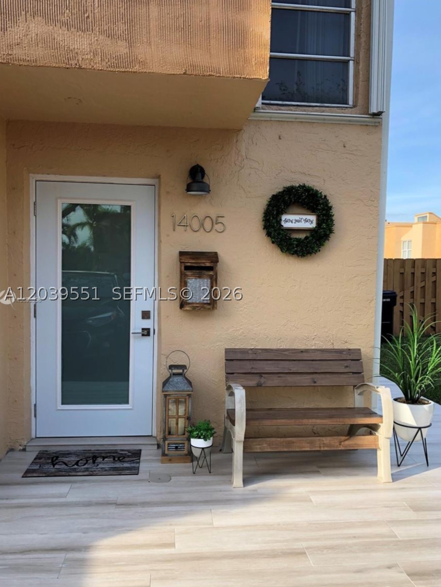 14005 Sw 67th Ter - Property Photo 1