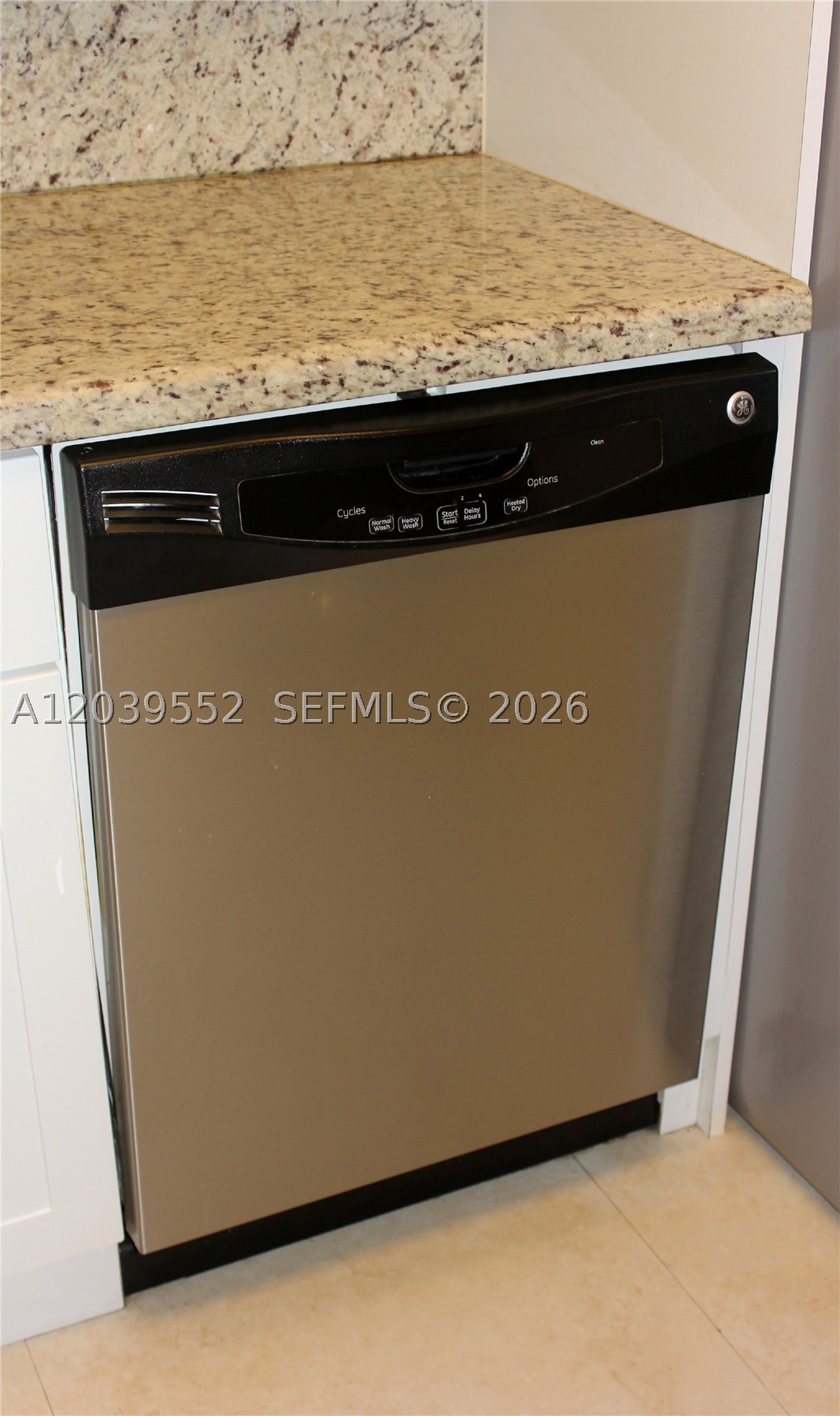 2333 Brickell Ave 1004 Property Photo 6