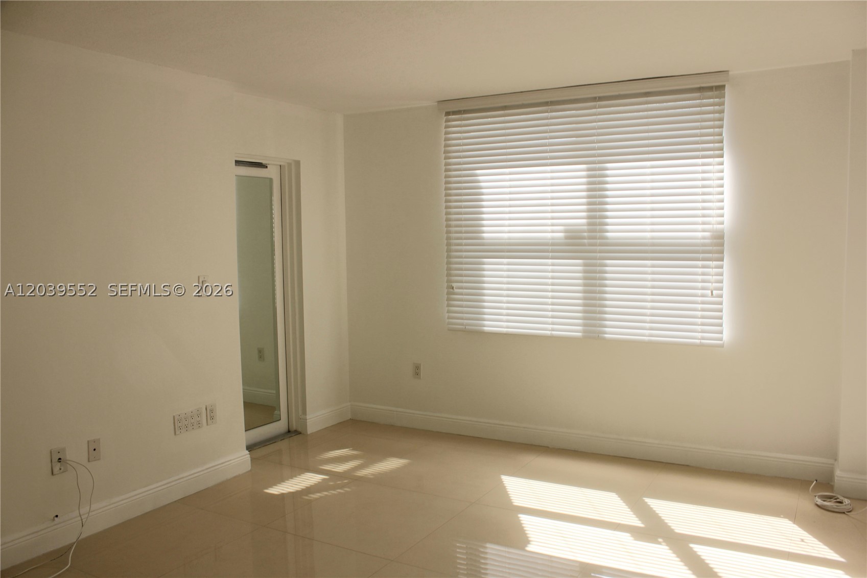 2333 Brickell Ave 1004 Property Photo 17
