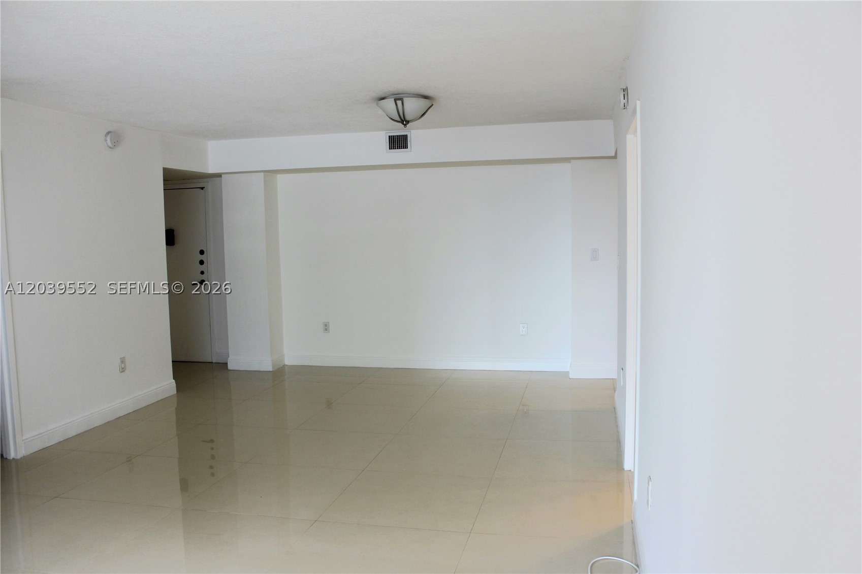 2333 Brickell Ave 1004 Property Photo 18