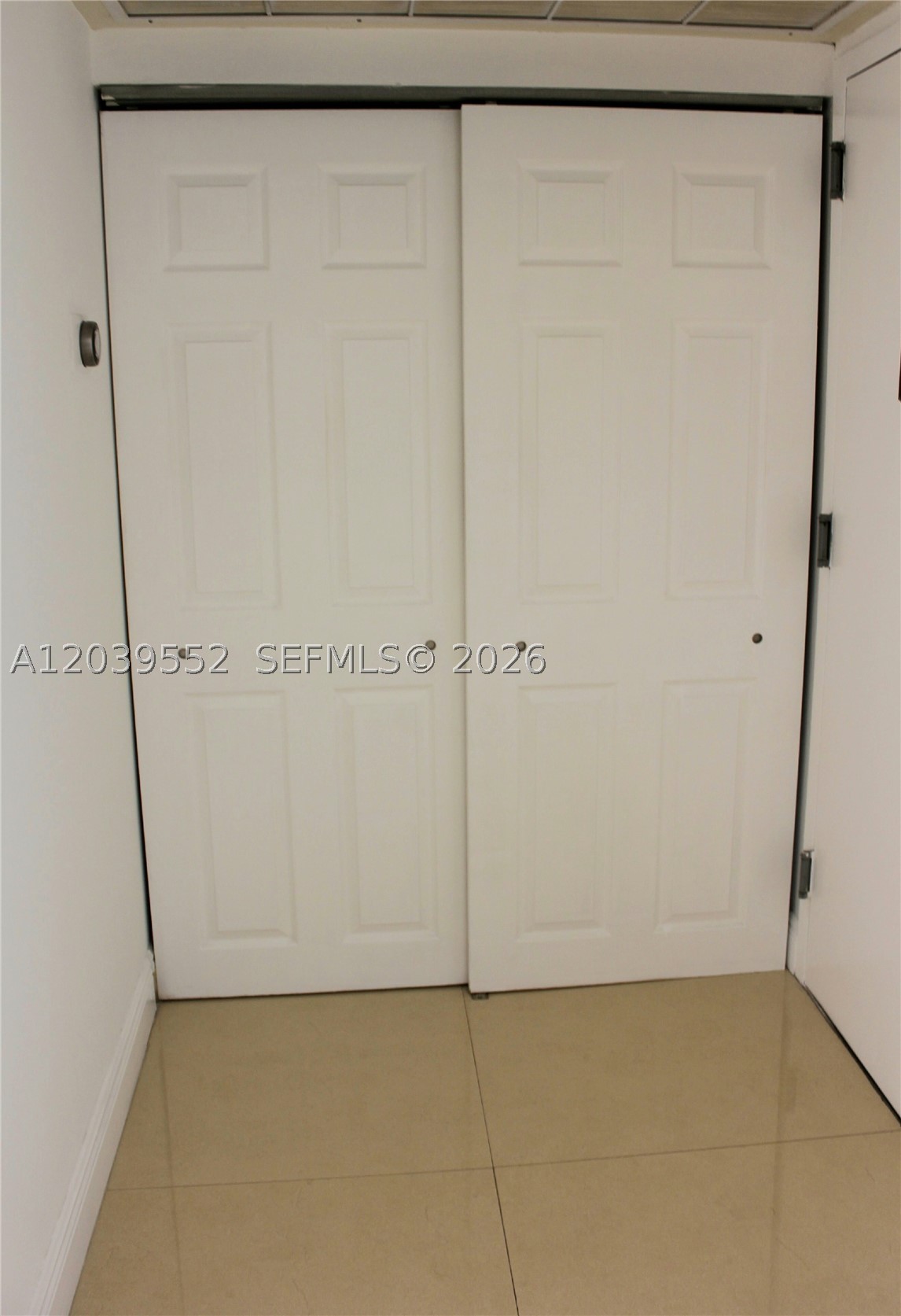 2333 Brickell Ave 1004 Property Photo 24