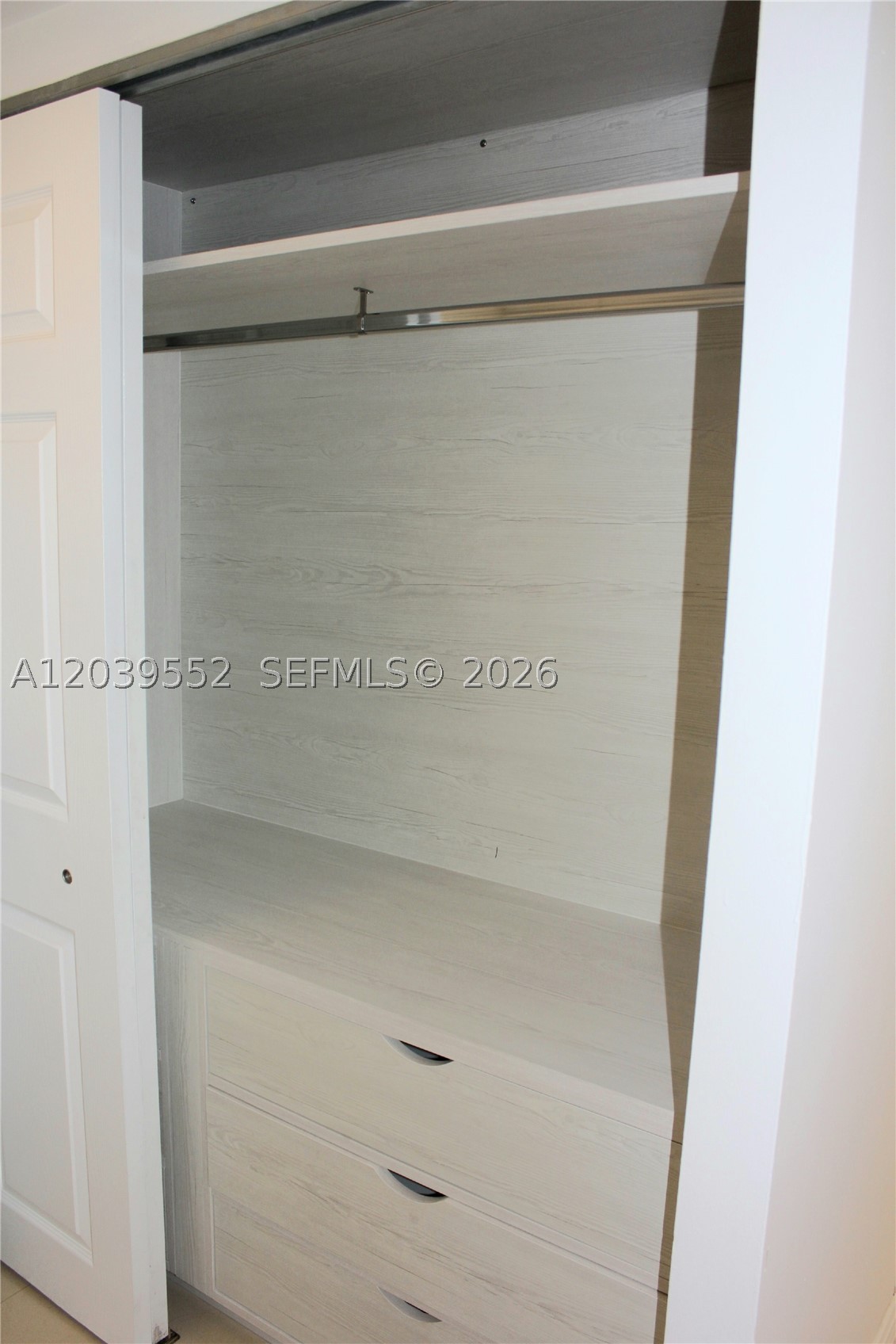 2333 Brickell Ave 1004 Property Photo 25