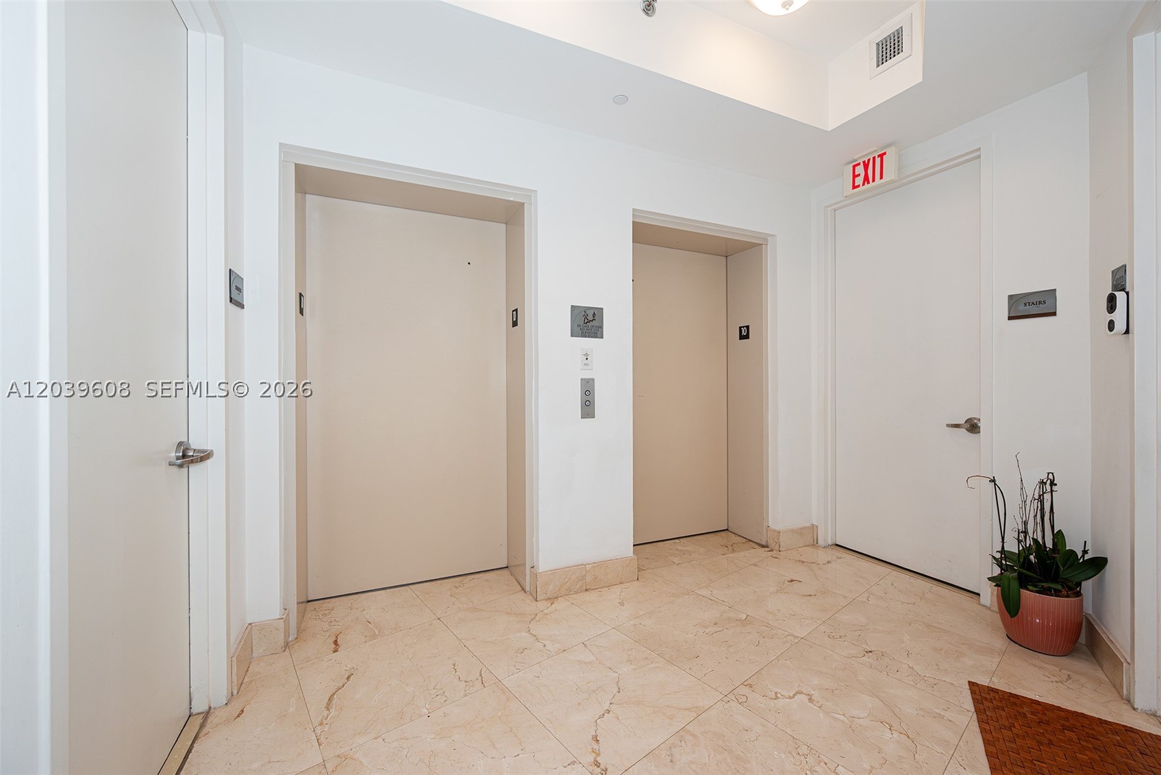 16001 Collins Ave 1005 Property Photo 1