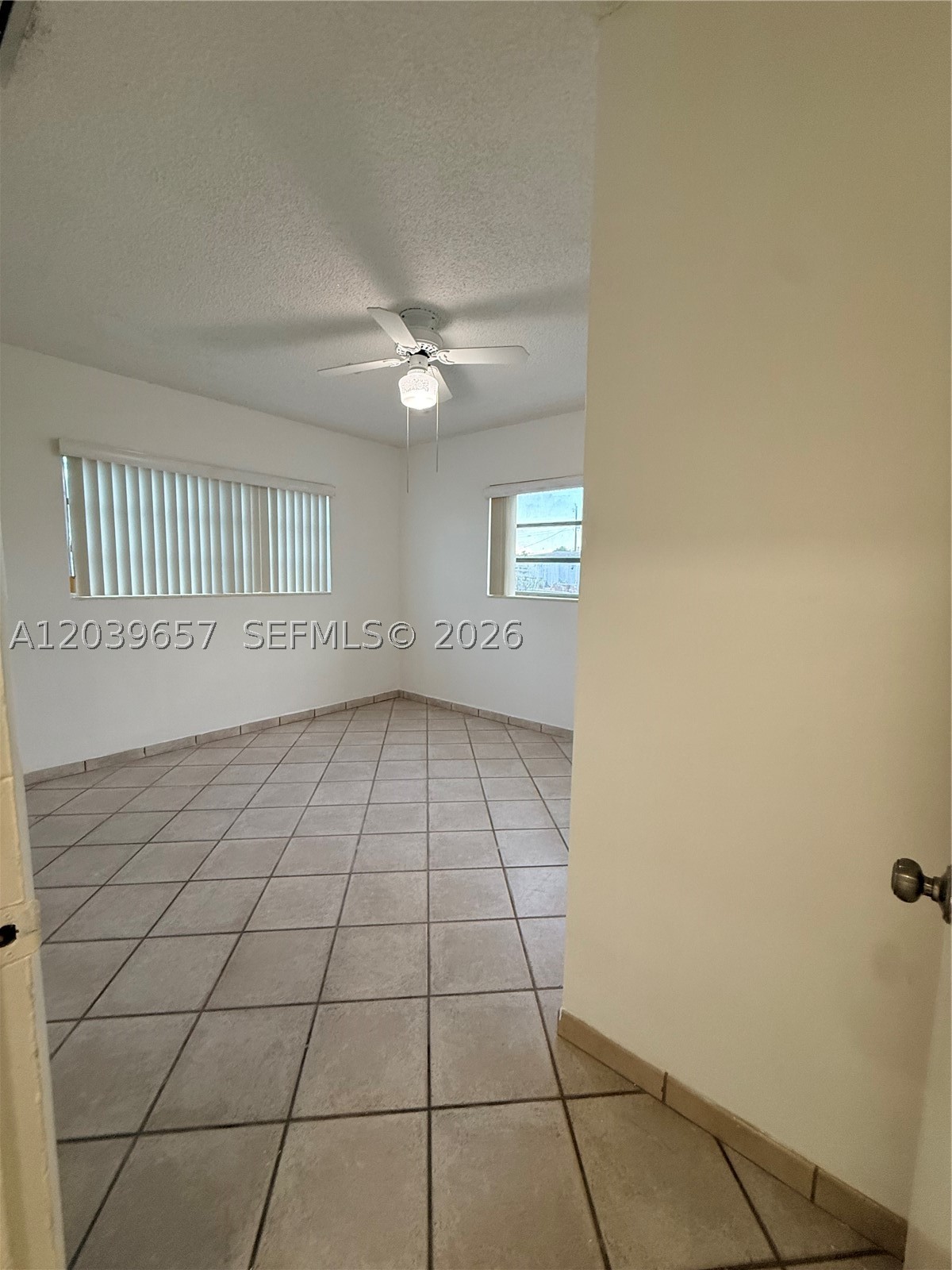 561 W 39th St N/a Property Photo 26