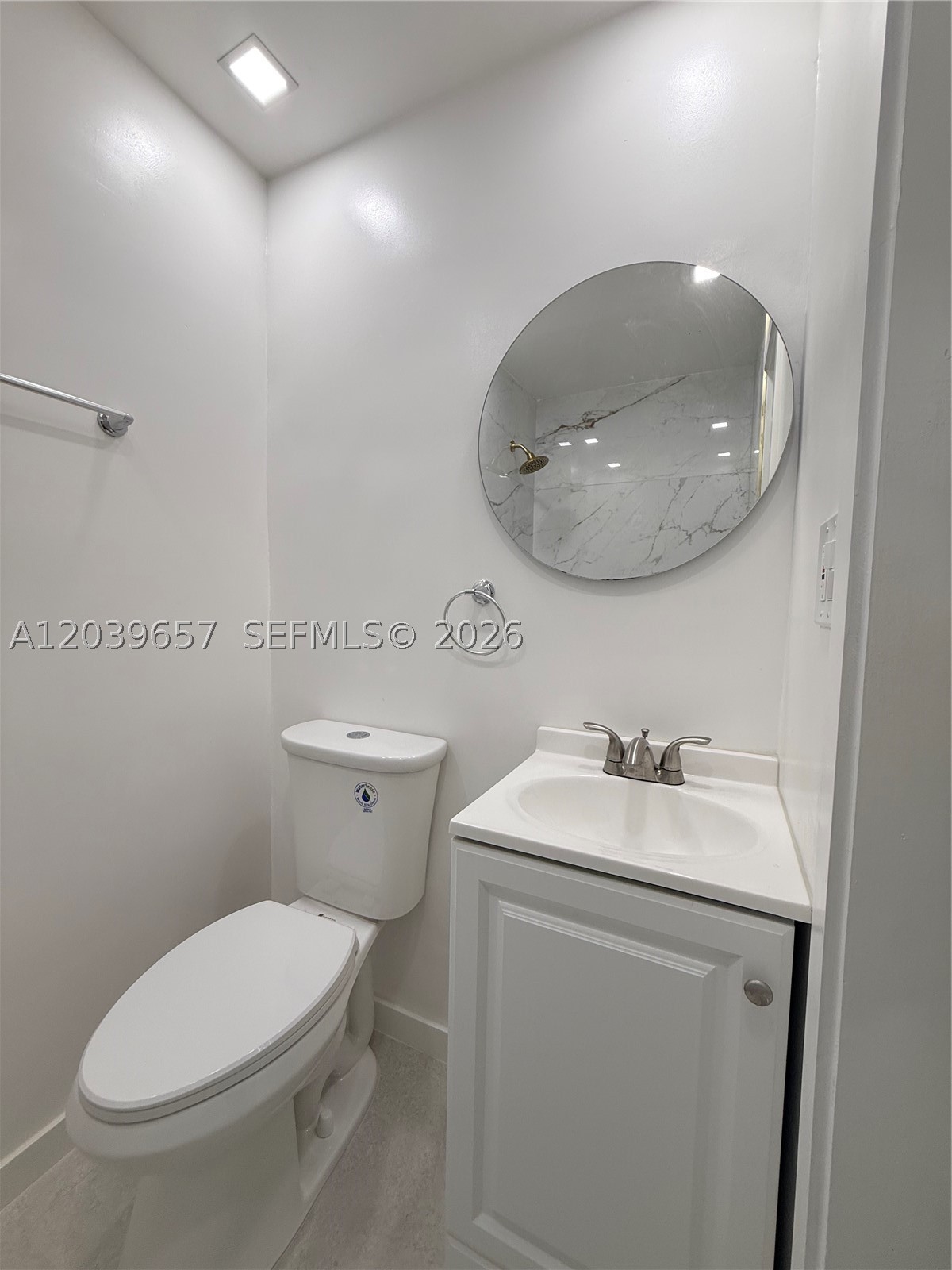 561 W 39th St N/a Property Photo 59