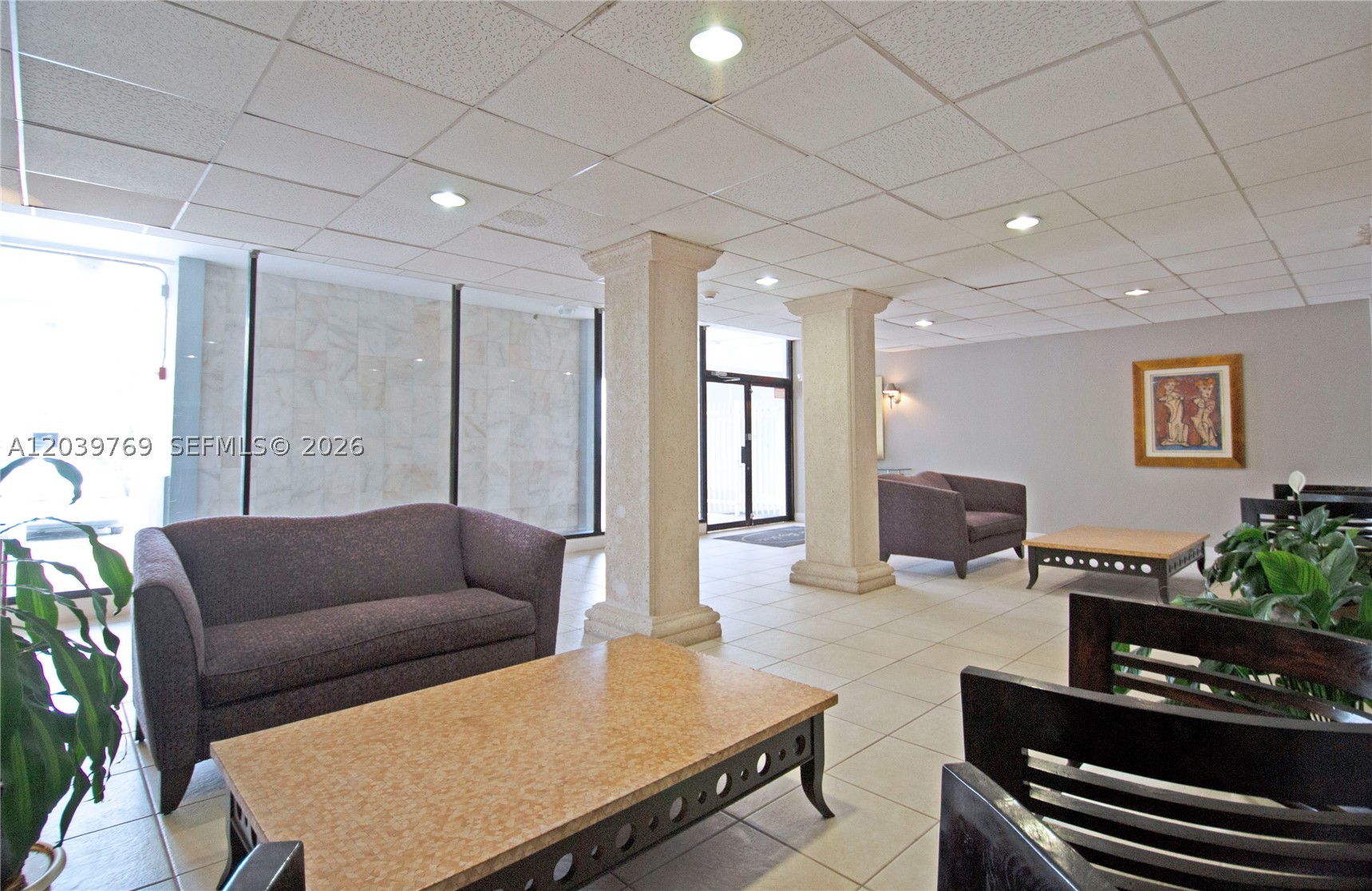 2016 Bay Dr 201 Property Photo 2