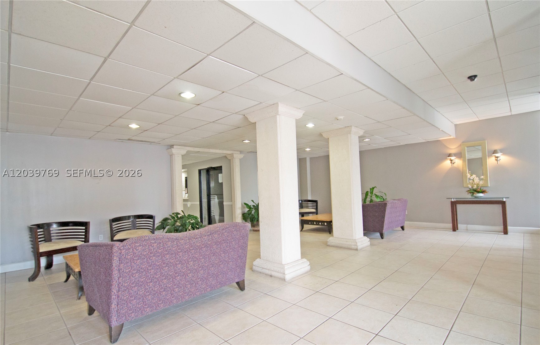2016 Bay Dr 201 Property Photo 3