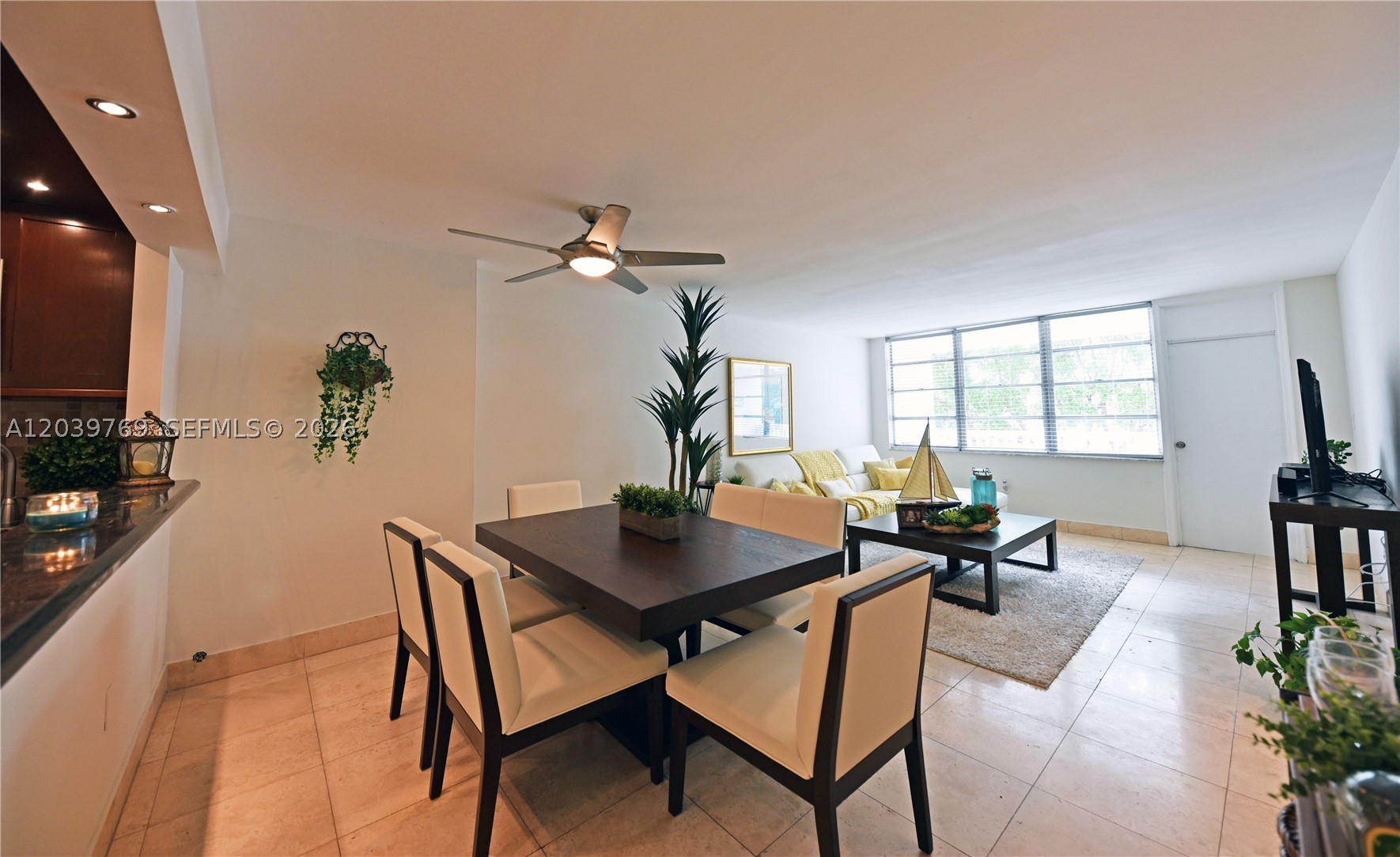 2016 Bay Dr 201 Property Photo 9