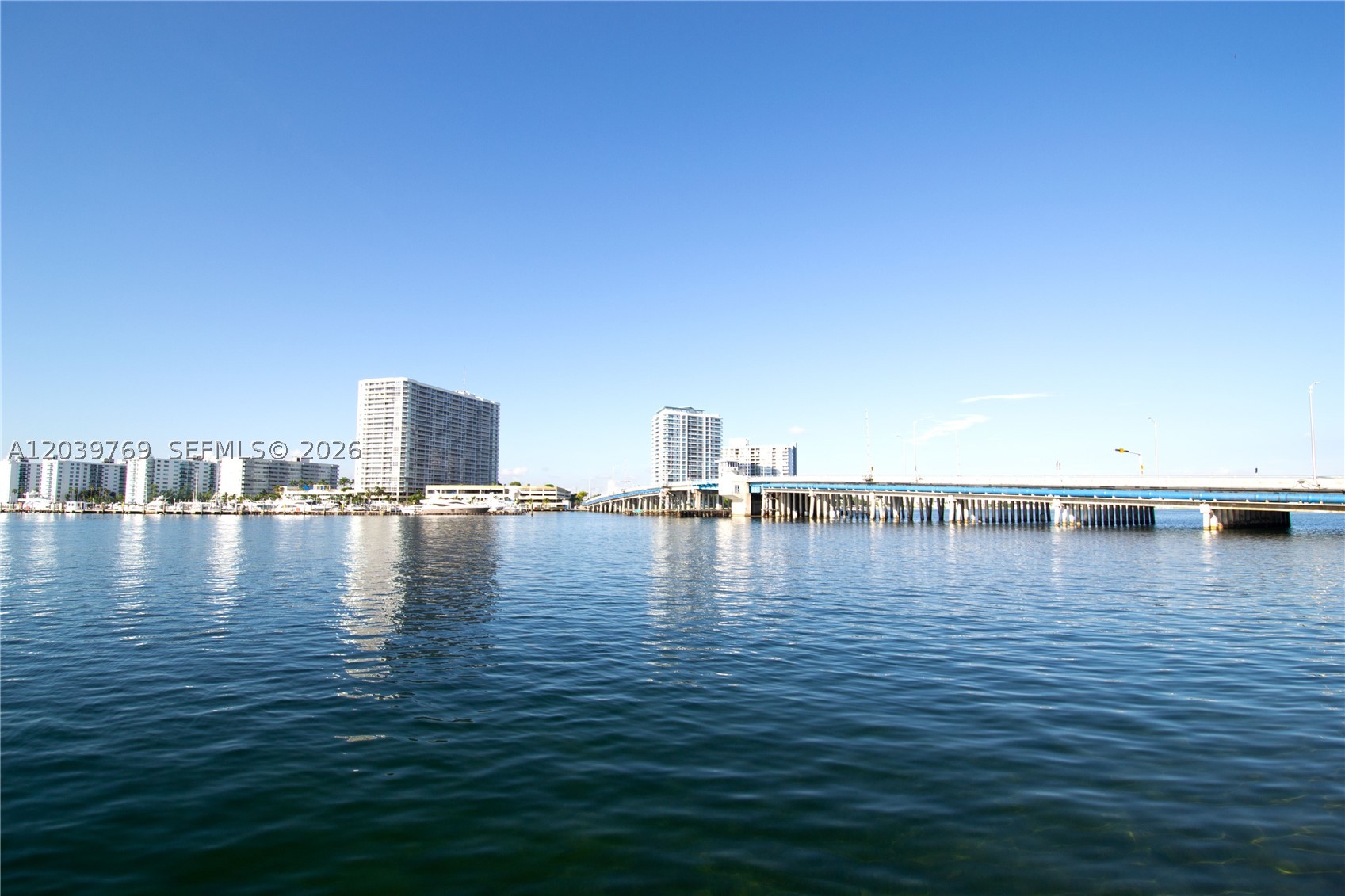 2016 Bay Dr 201 Property Photo 27