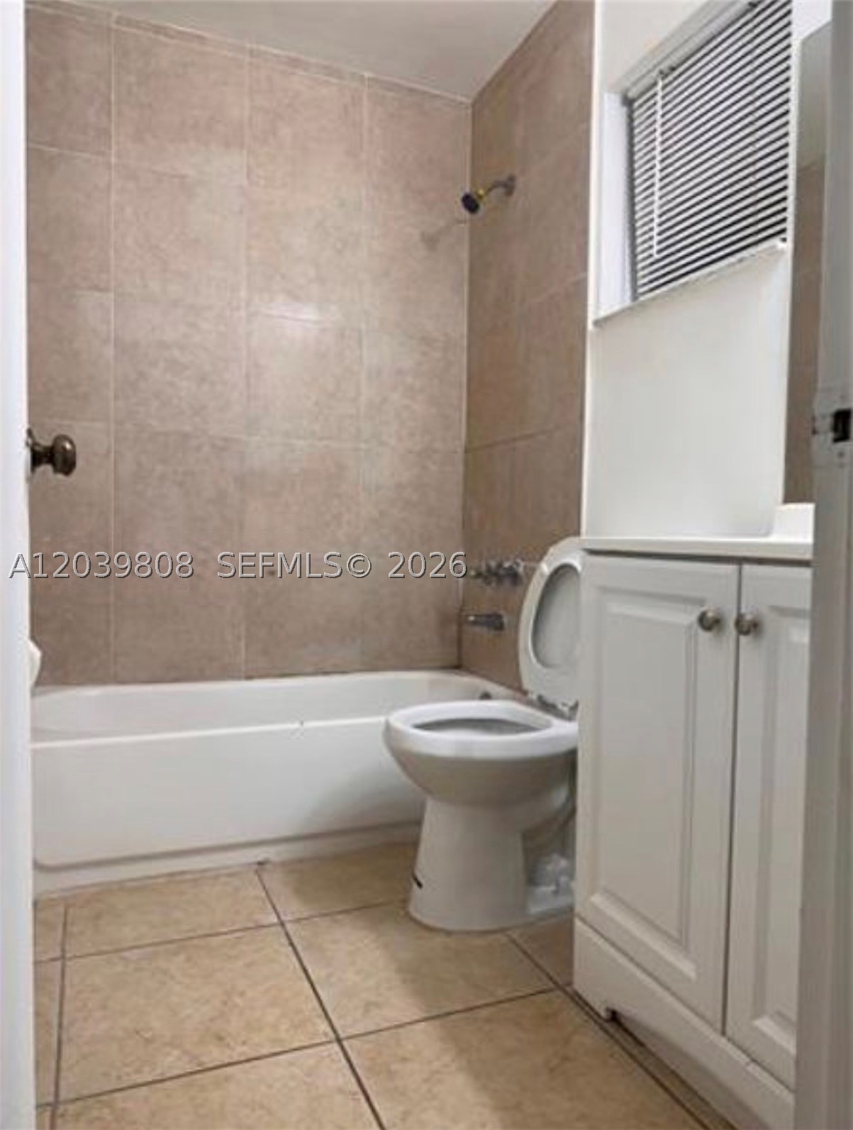 819 Ne 214th Ln 1 Property Photo 10