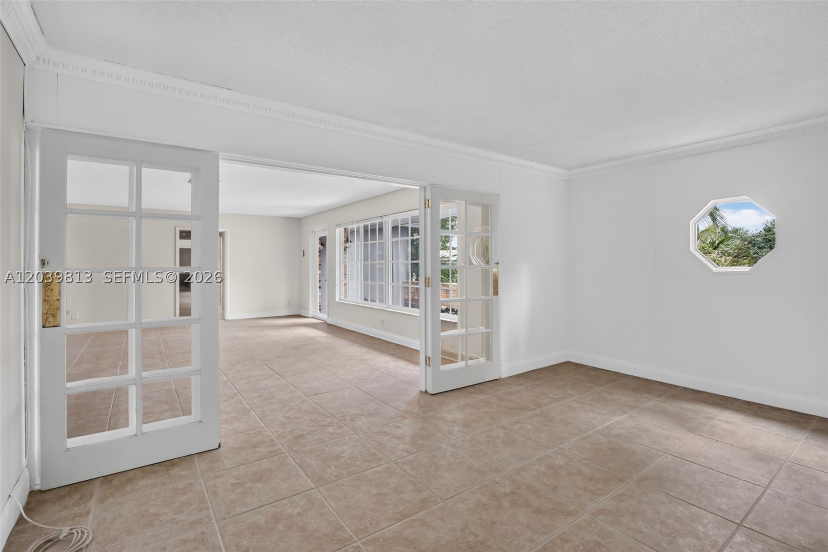 5511 Taylor St Property Photo 15