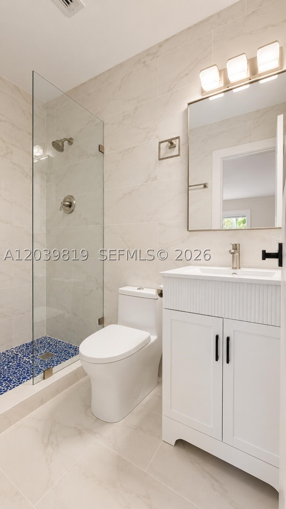 1155 Hayes St Property Photo 12