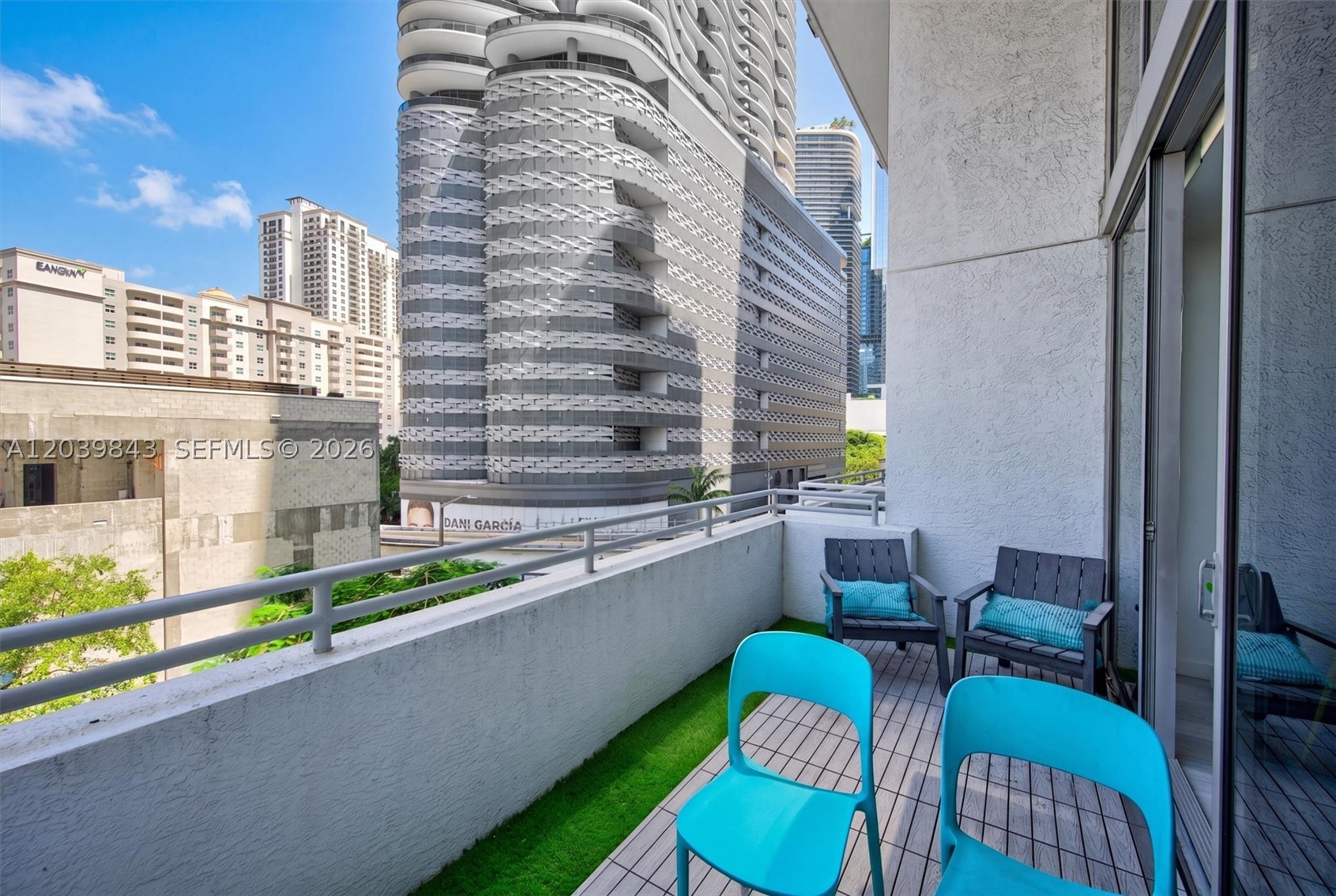 1050 Brickell Ave 420 Property Photo 15