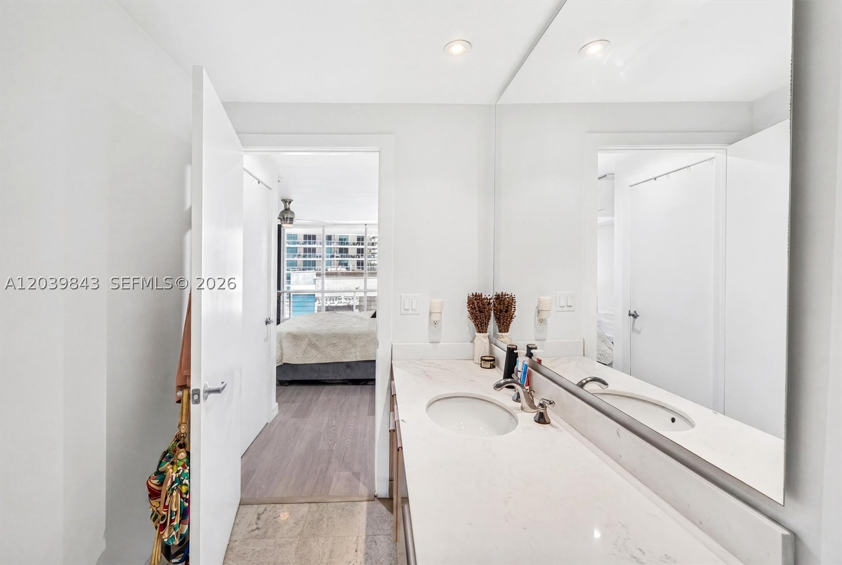 1050 Brickell Ave 420 Property Photo 31