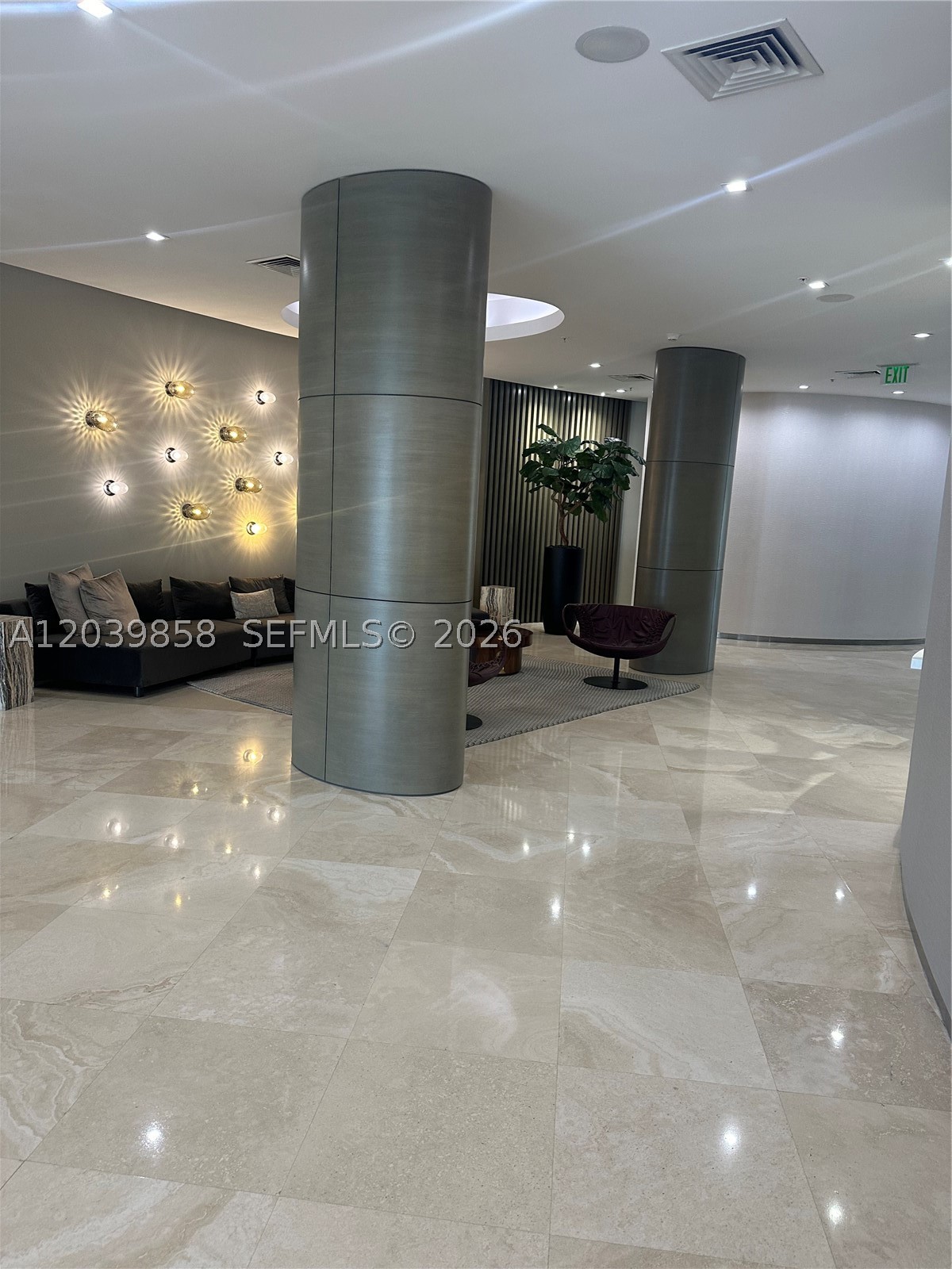 A12039858 Property Photo 16