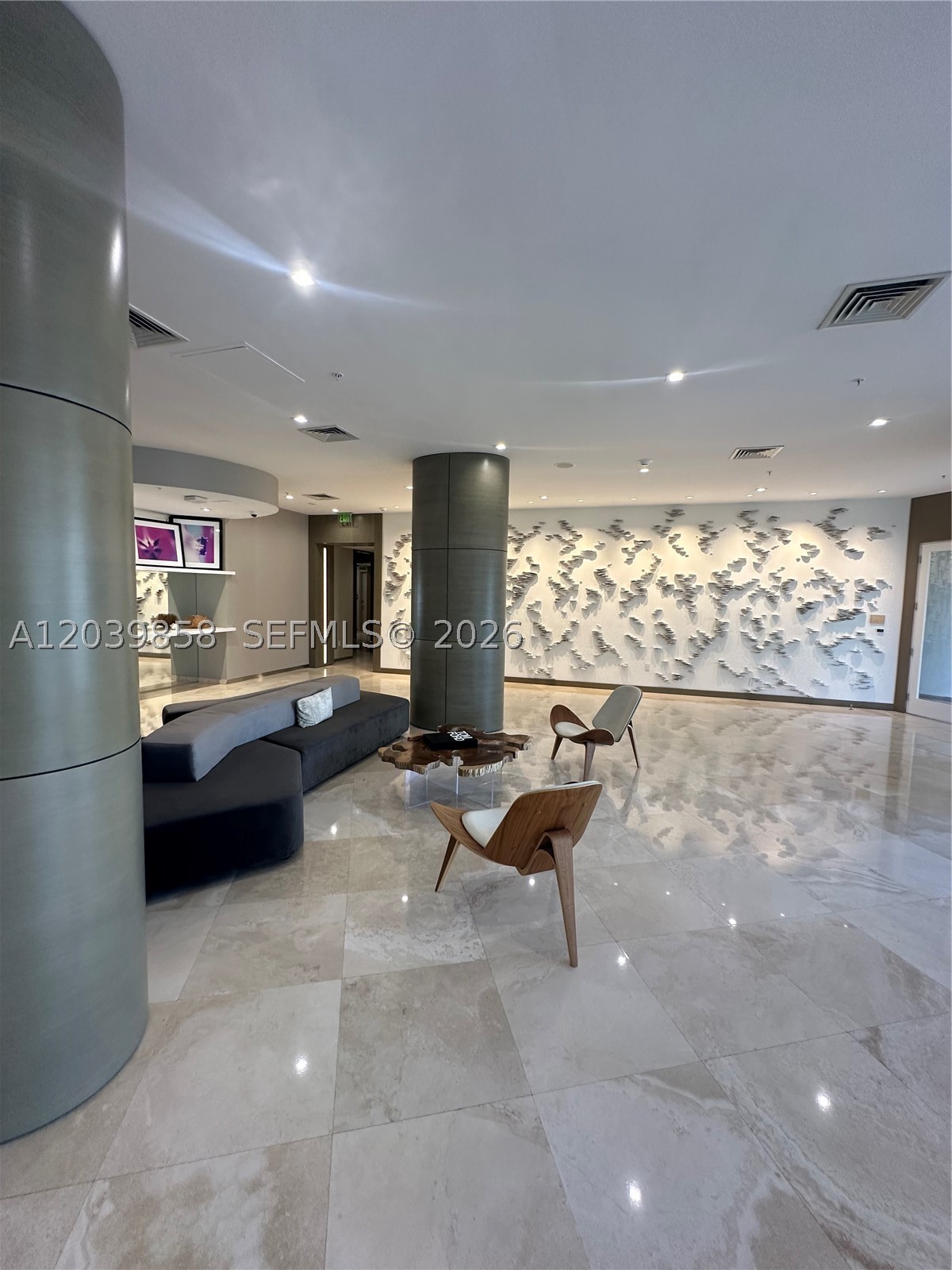 A12039858 Property Photo 17
