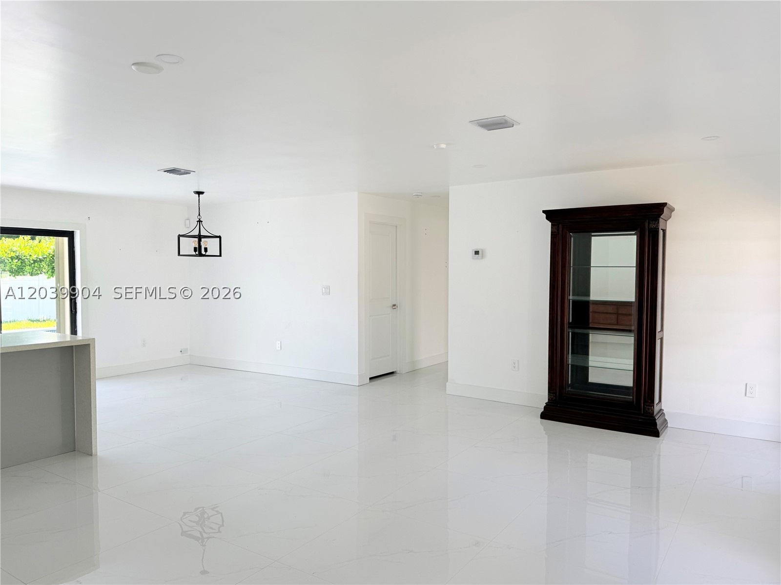 18133 Sw 93rd Ave Property Photo 2