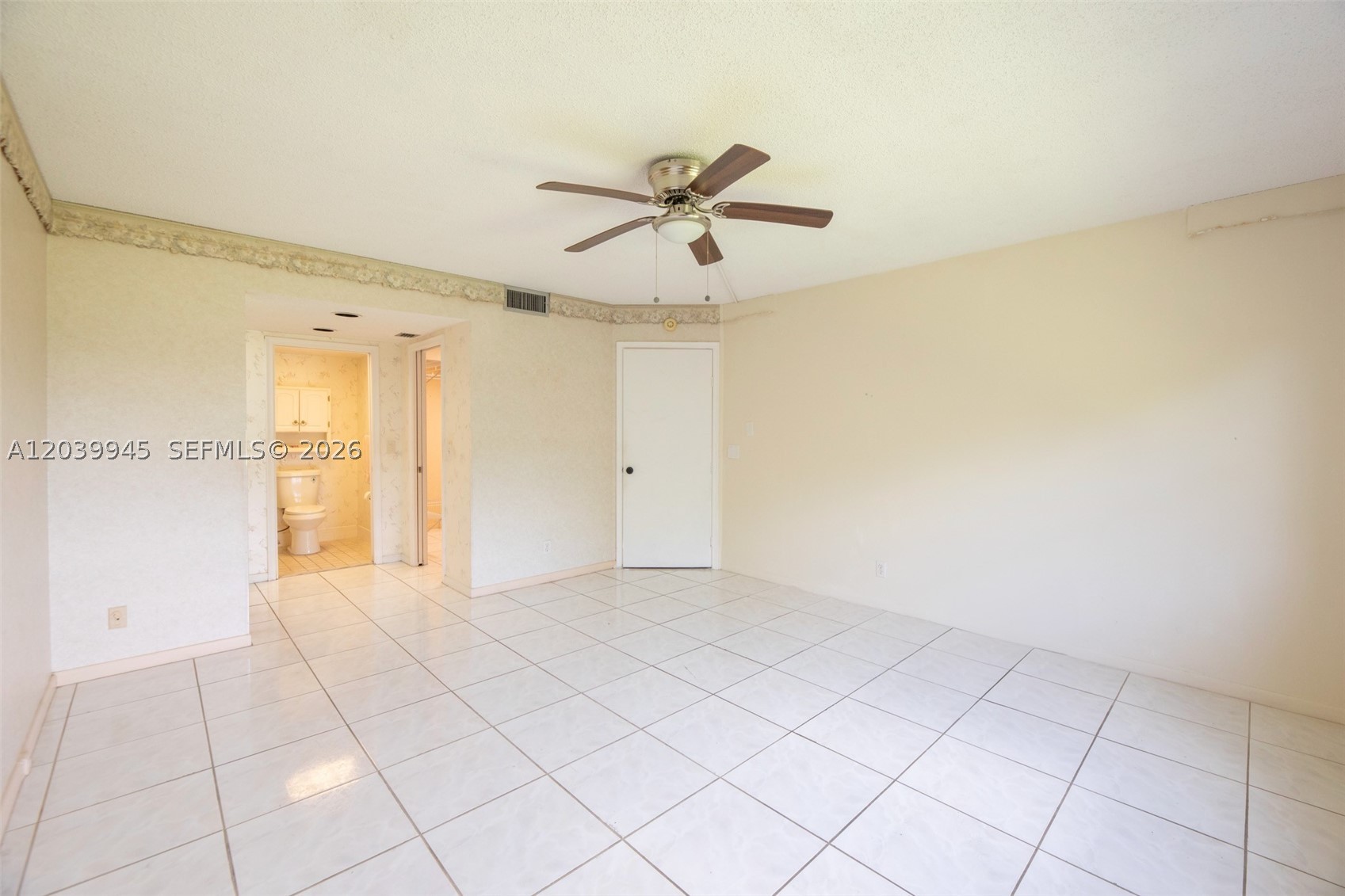 500 Sw 130th Ter 301a Property Photo 13