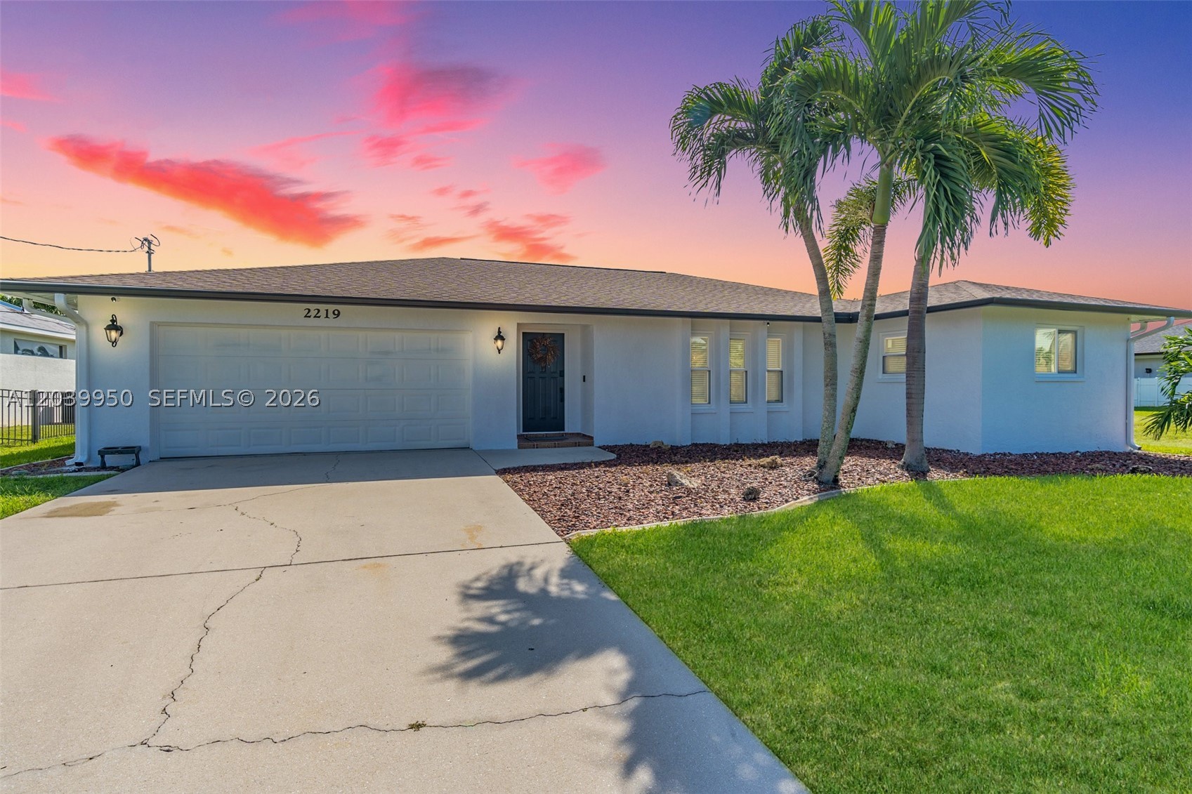 2219 SE 19 PL Property Photo 1
