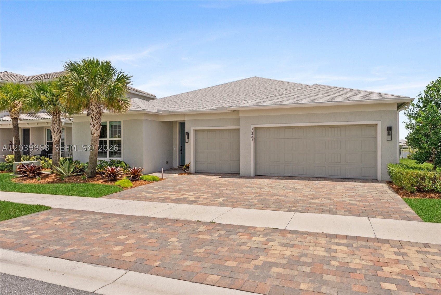 10488 Sw Red Maple Way Property Photo 2