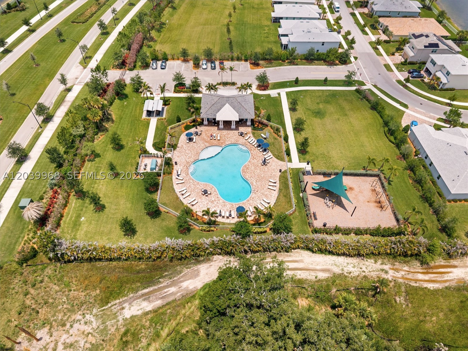 10488 Sw Red Maple Way Property Photo 43