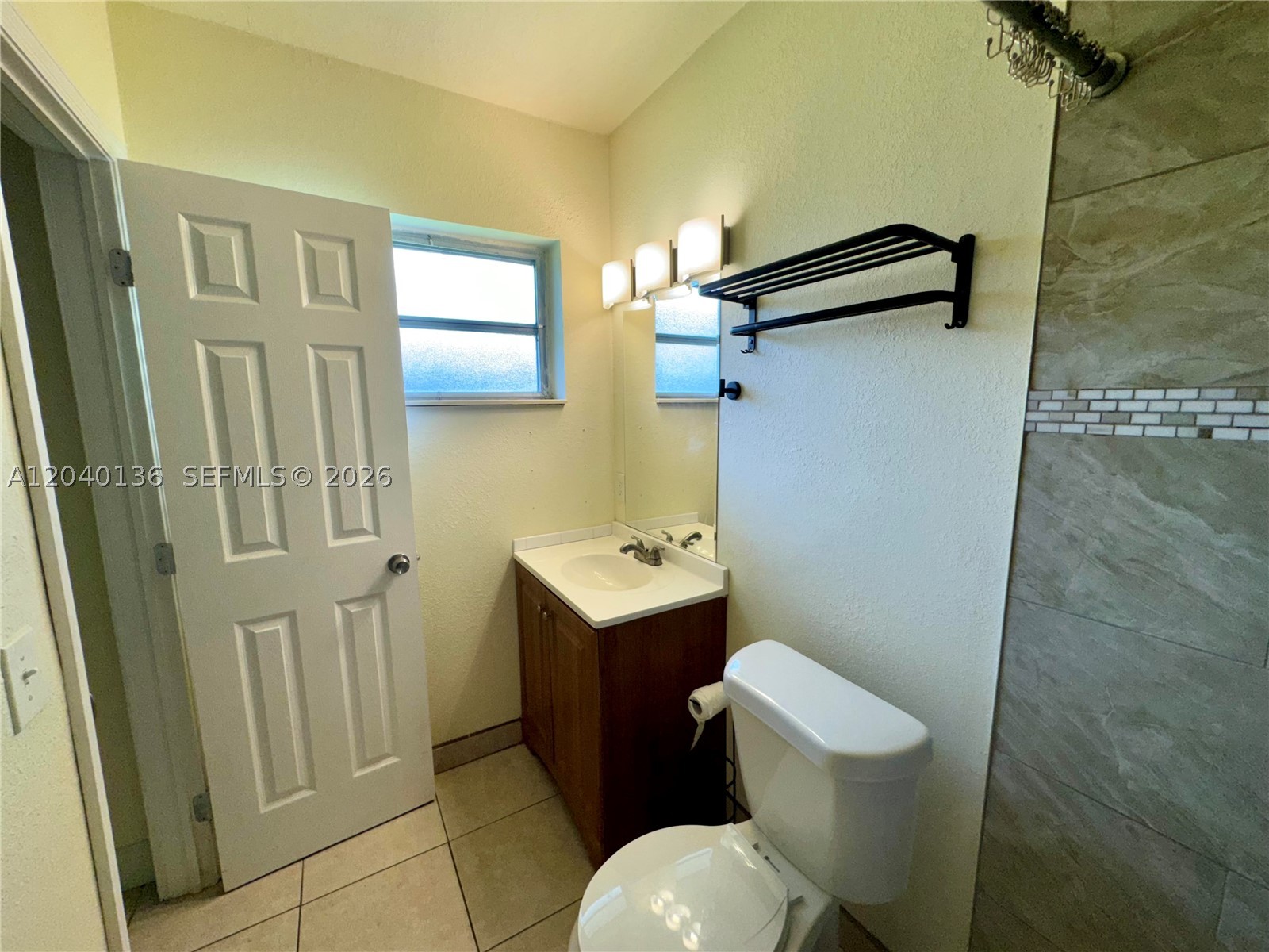 1723 Sw 21st St Property Photo 12