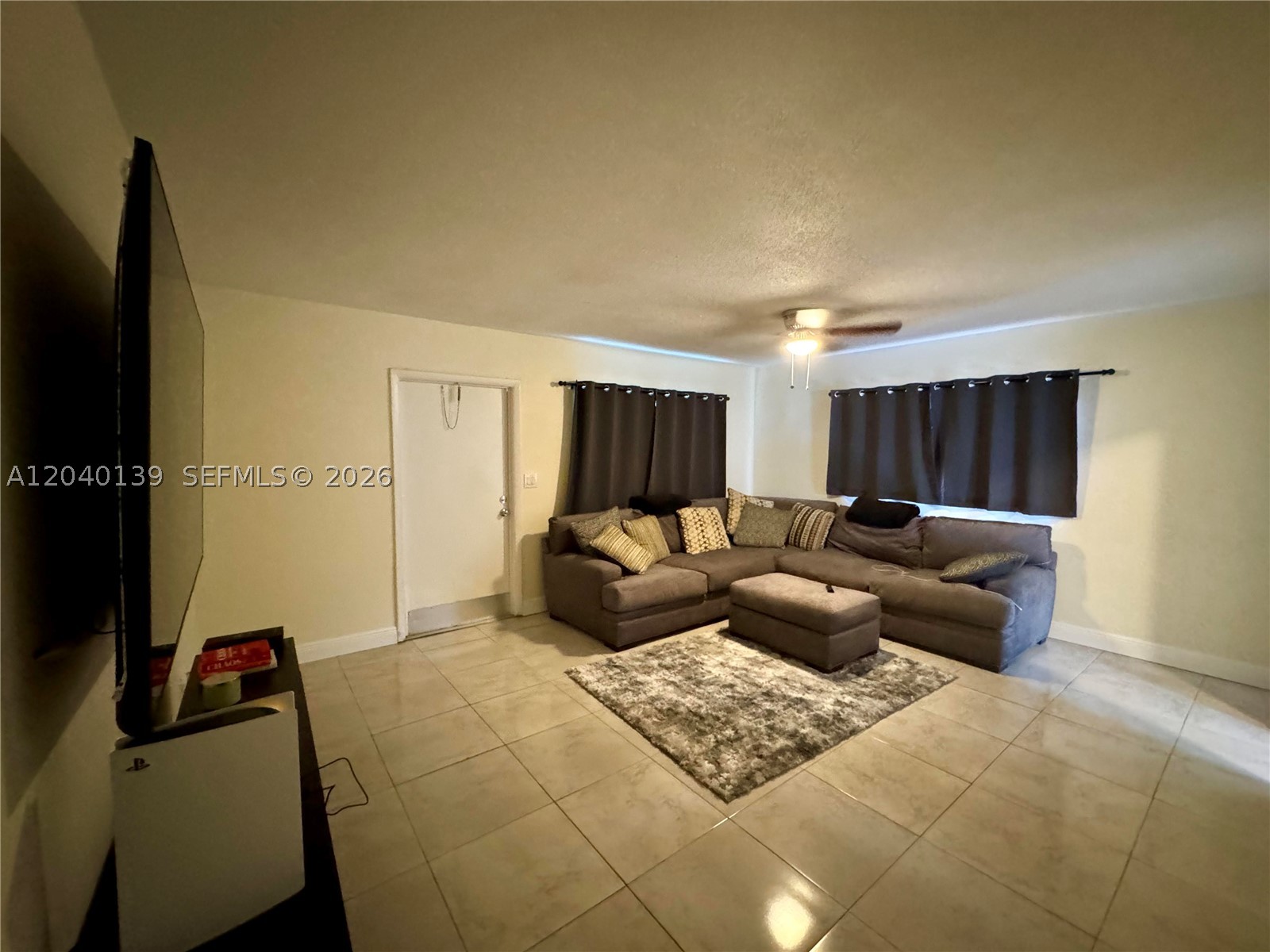 1727 Sw 21st St Property Photo 6