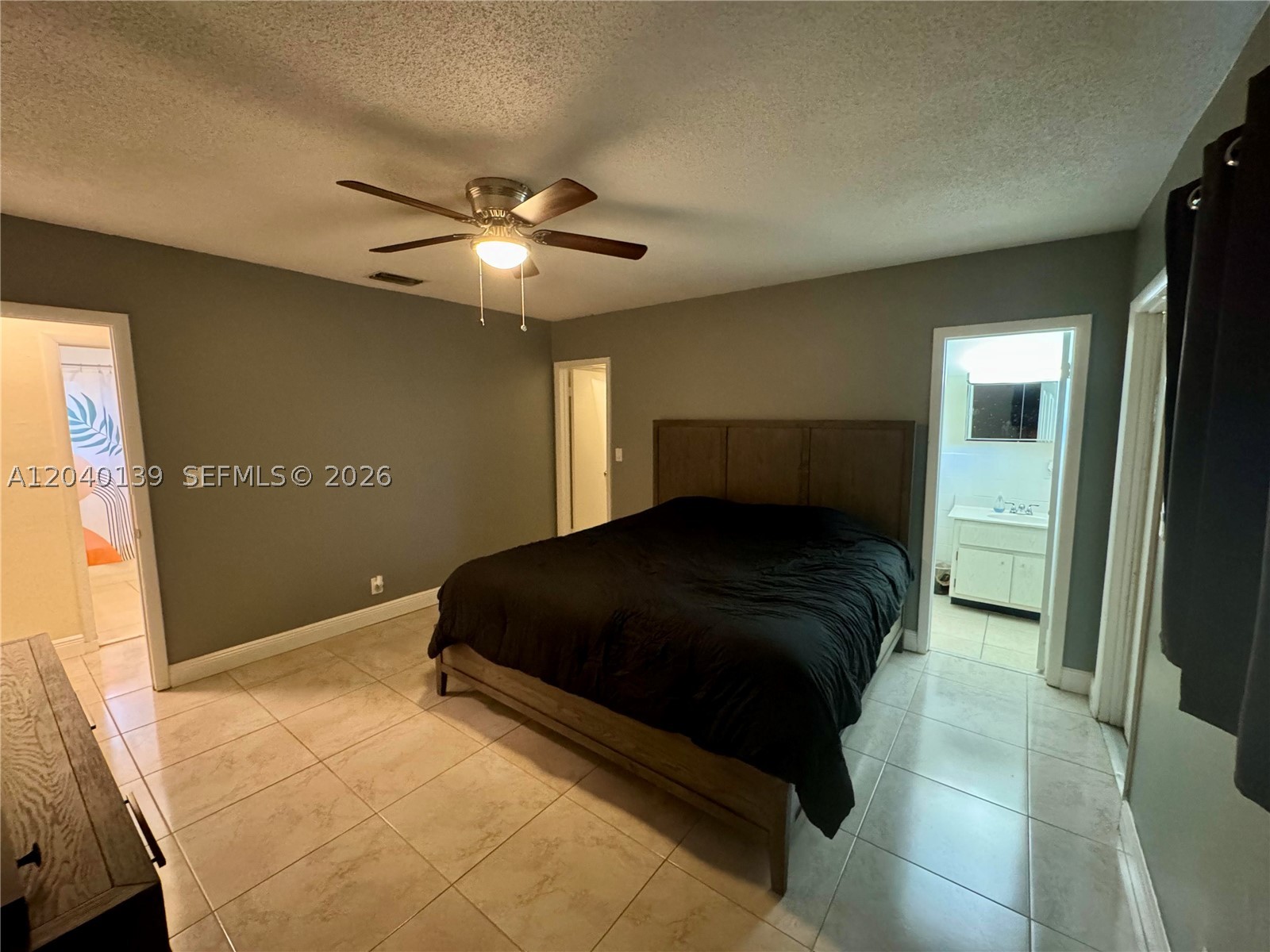 1727 Sw 21st St Property Photo 10