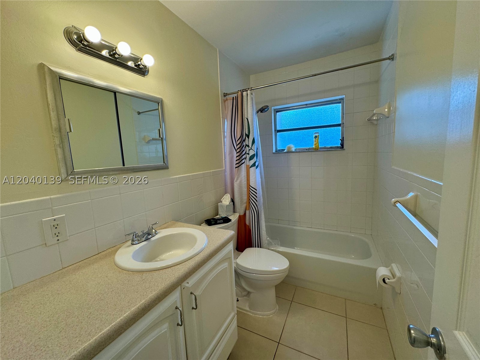 1727 Sw 21st St Property Photo 15