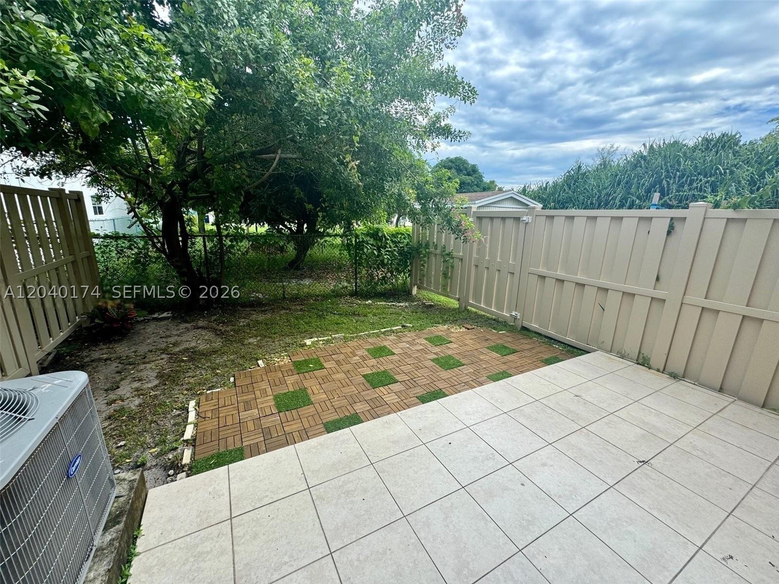 31 Se 3 Property Photo 16