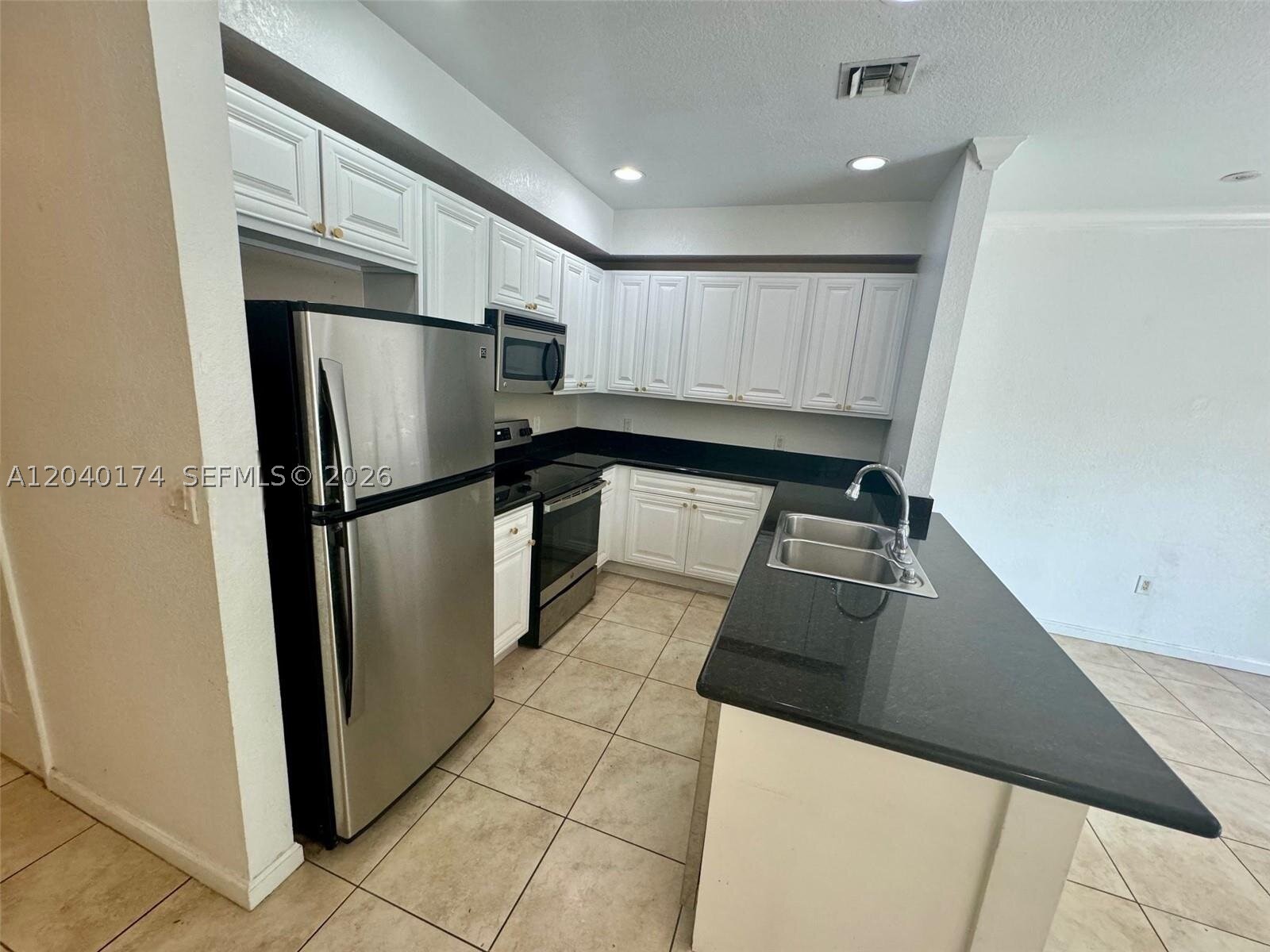 31 Se 3 Property Photo 17