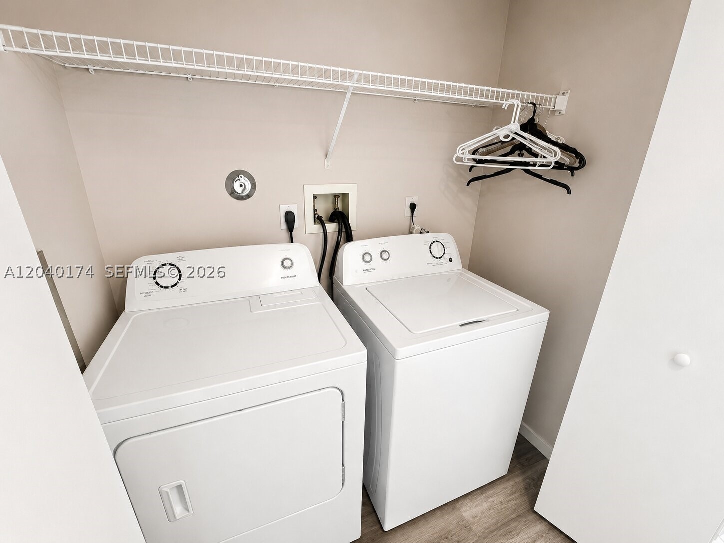 31 Se 3 Property Photo 24
