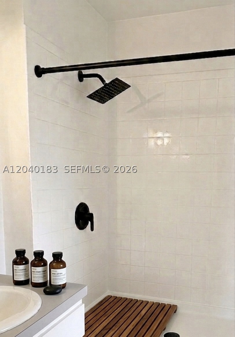 20825 Ne 8th Ct 202-19 Property Photo 2