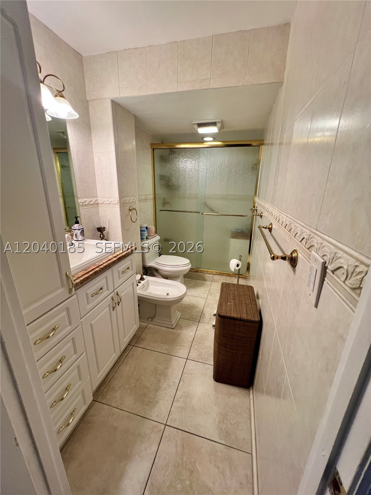 7135 Collins Ave 1523 Property Photo 22