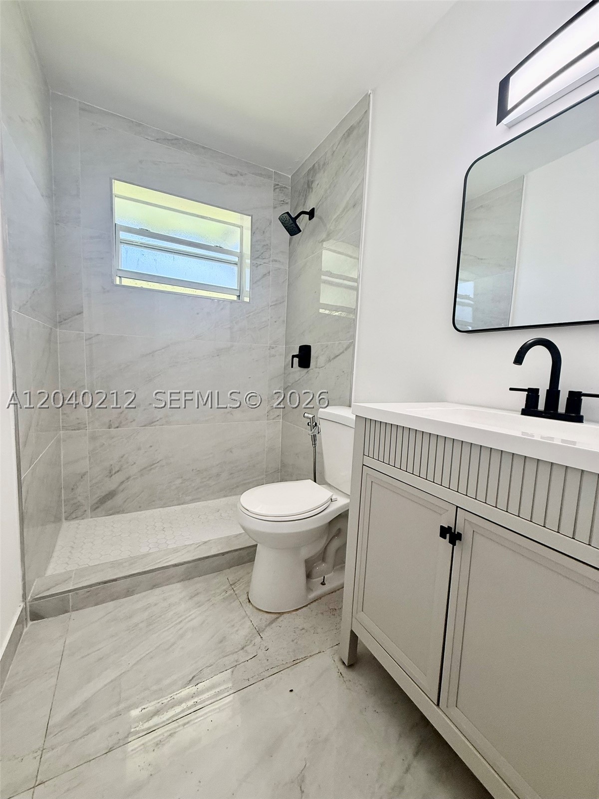 730 Sw 5th St 1 Property Photo 8