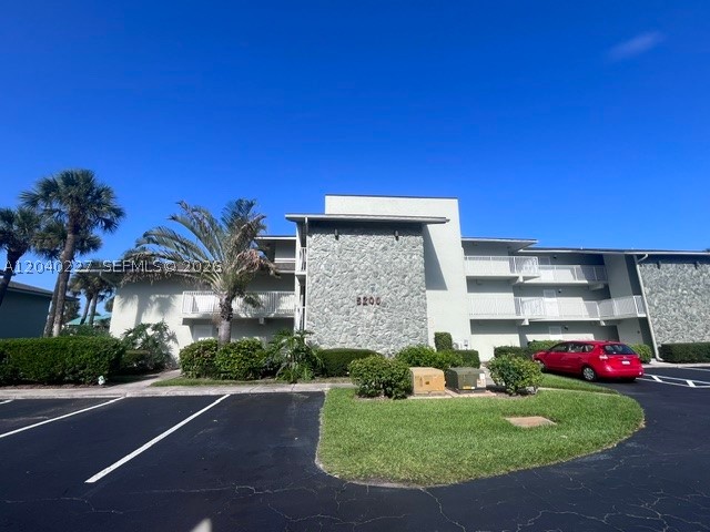 2400 S Ocean Dr 5216 Property Photo 2