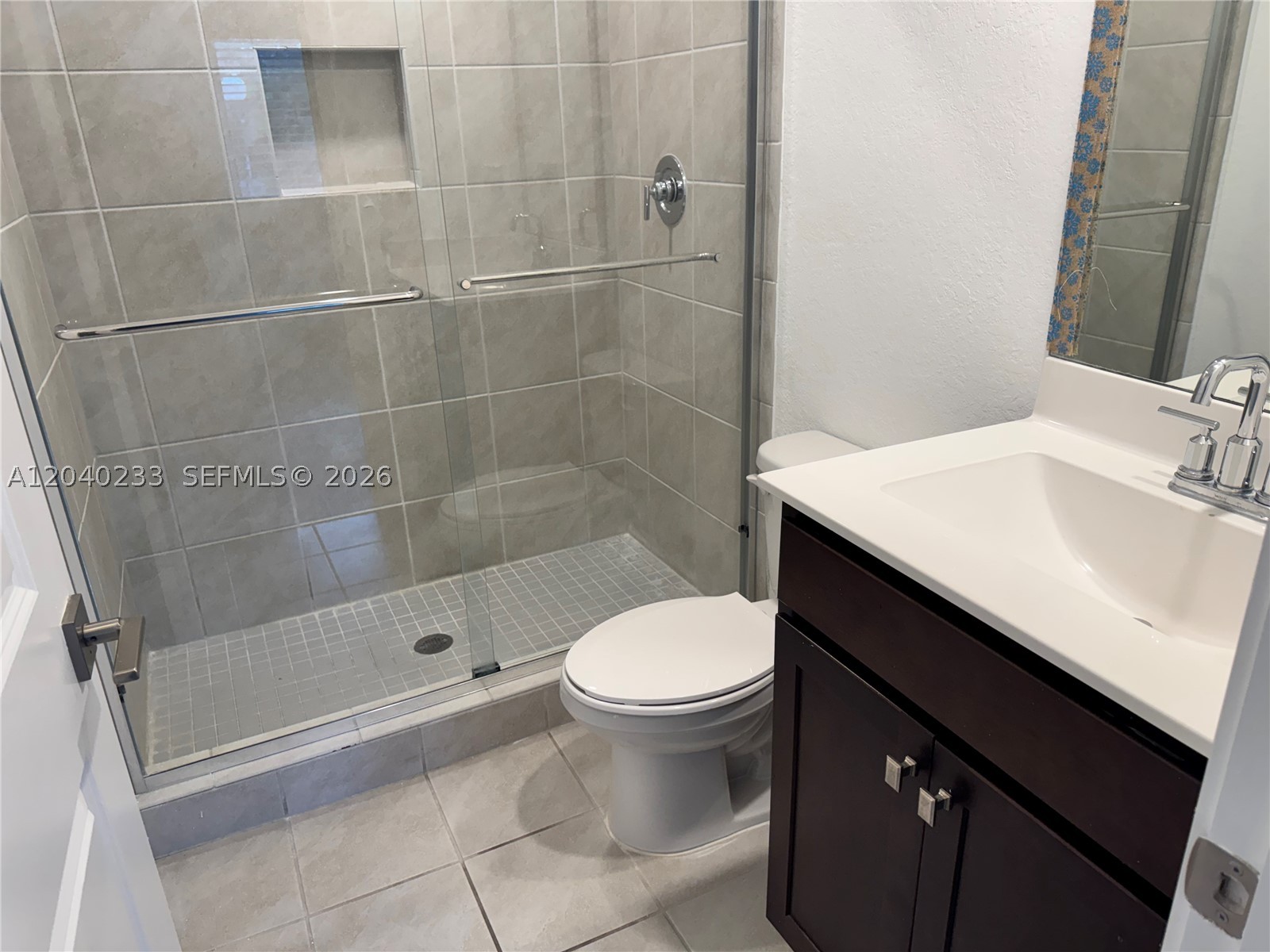 1019 Se 24th Ter Property Photo 12