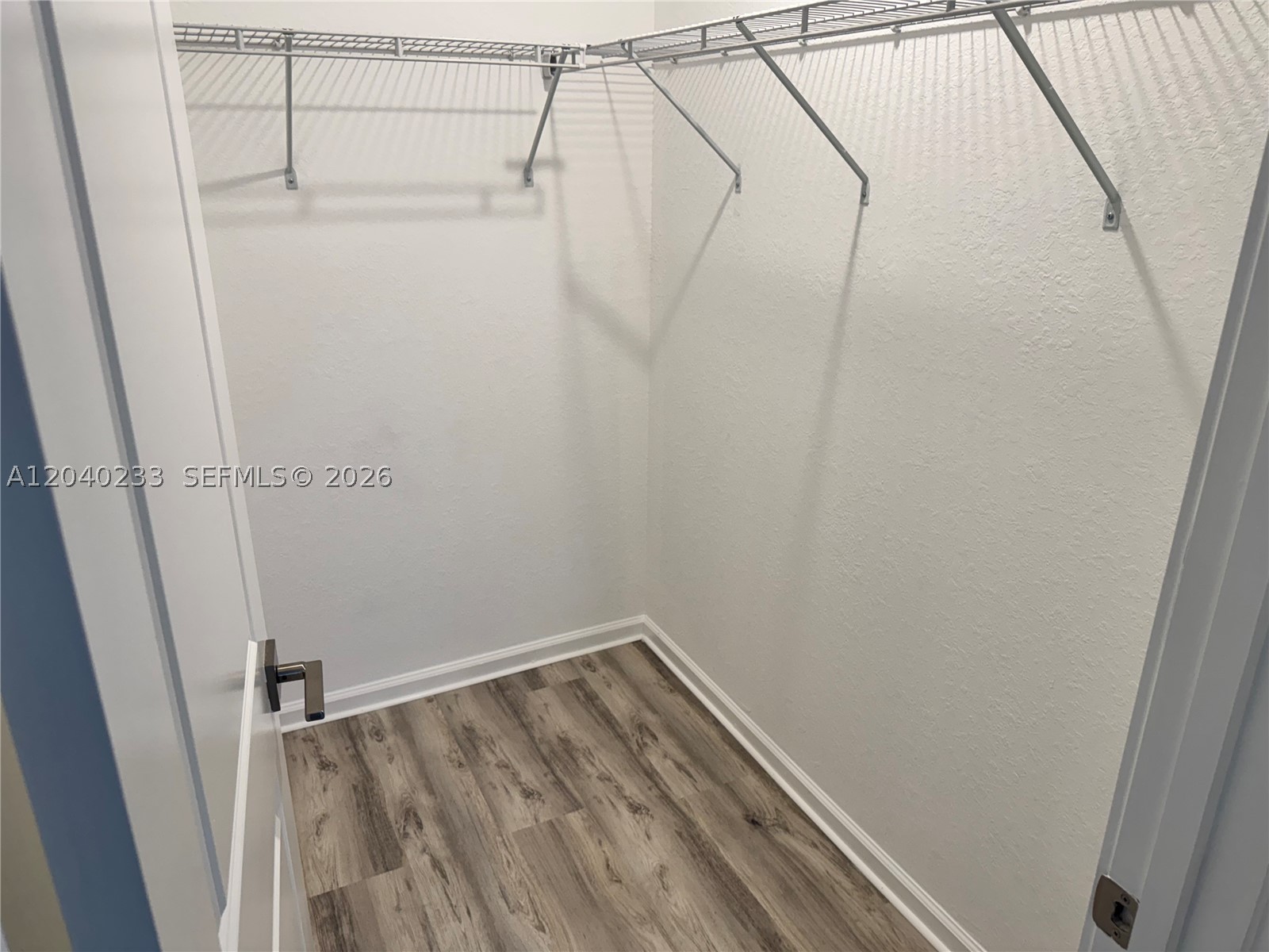 1019 Se 24th Ter Property Photo 13