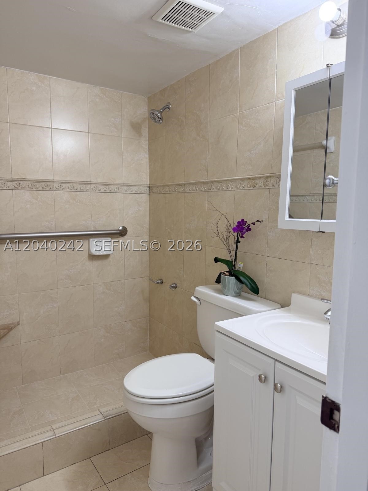 1910 W 56th St 3312 Property Photo 20