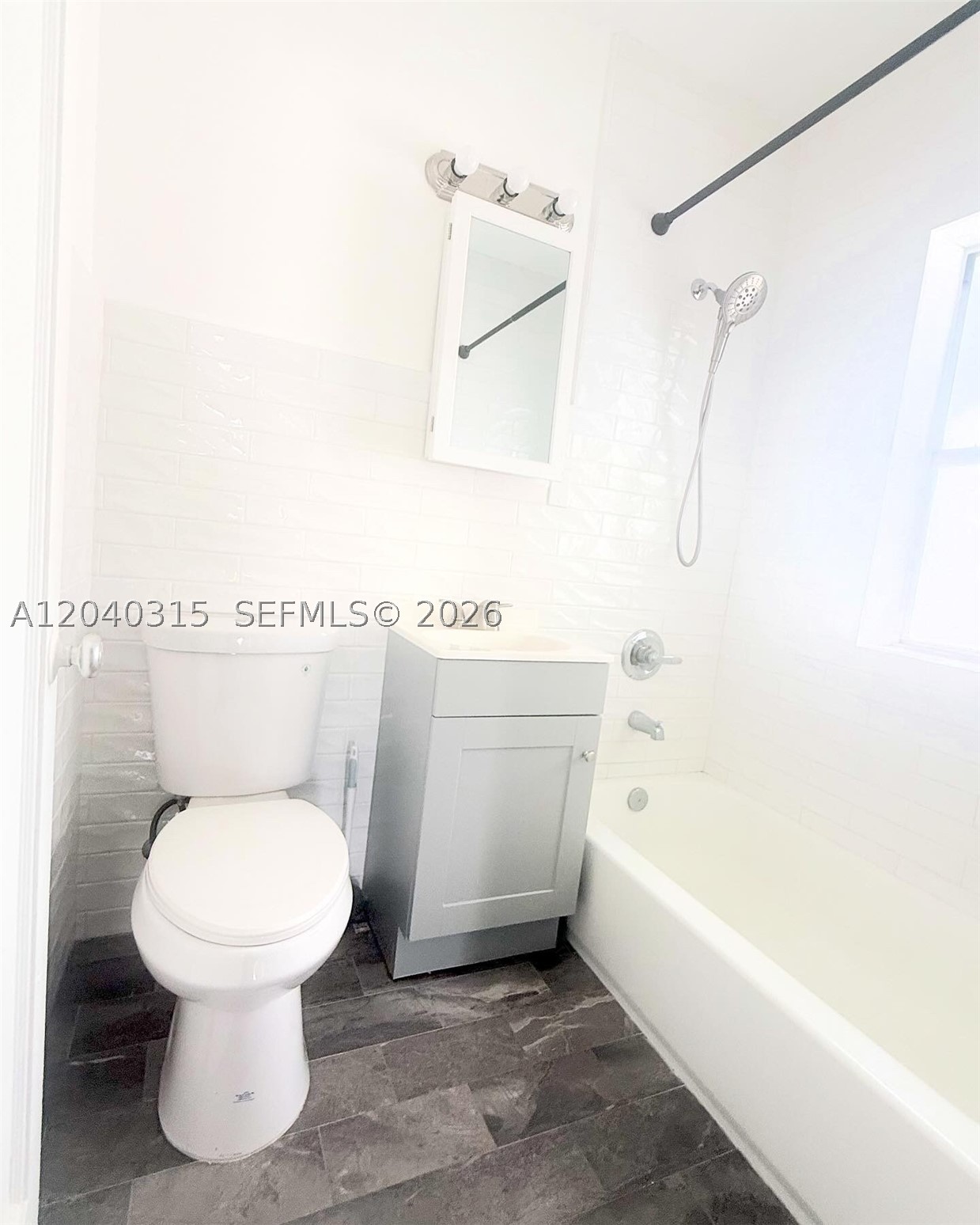 1730 Marseille Dr Property Photo 5
